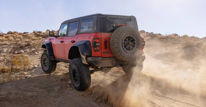 Ford Bronco vs Bronco Raptor - Does The ‘Raptor’ Factor Add Value?