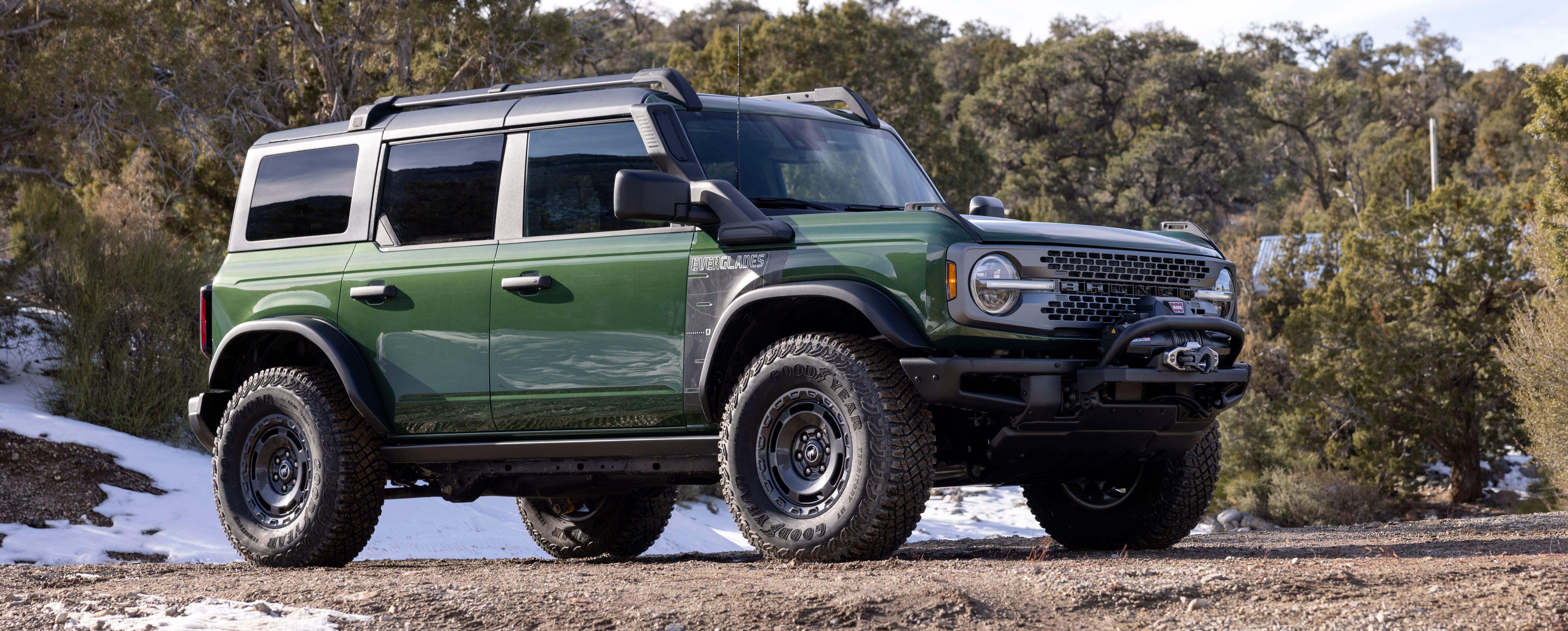 2022 Ford Unleashes The 2022 Bronco Everglades With A Snorkel!