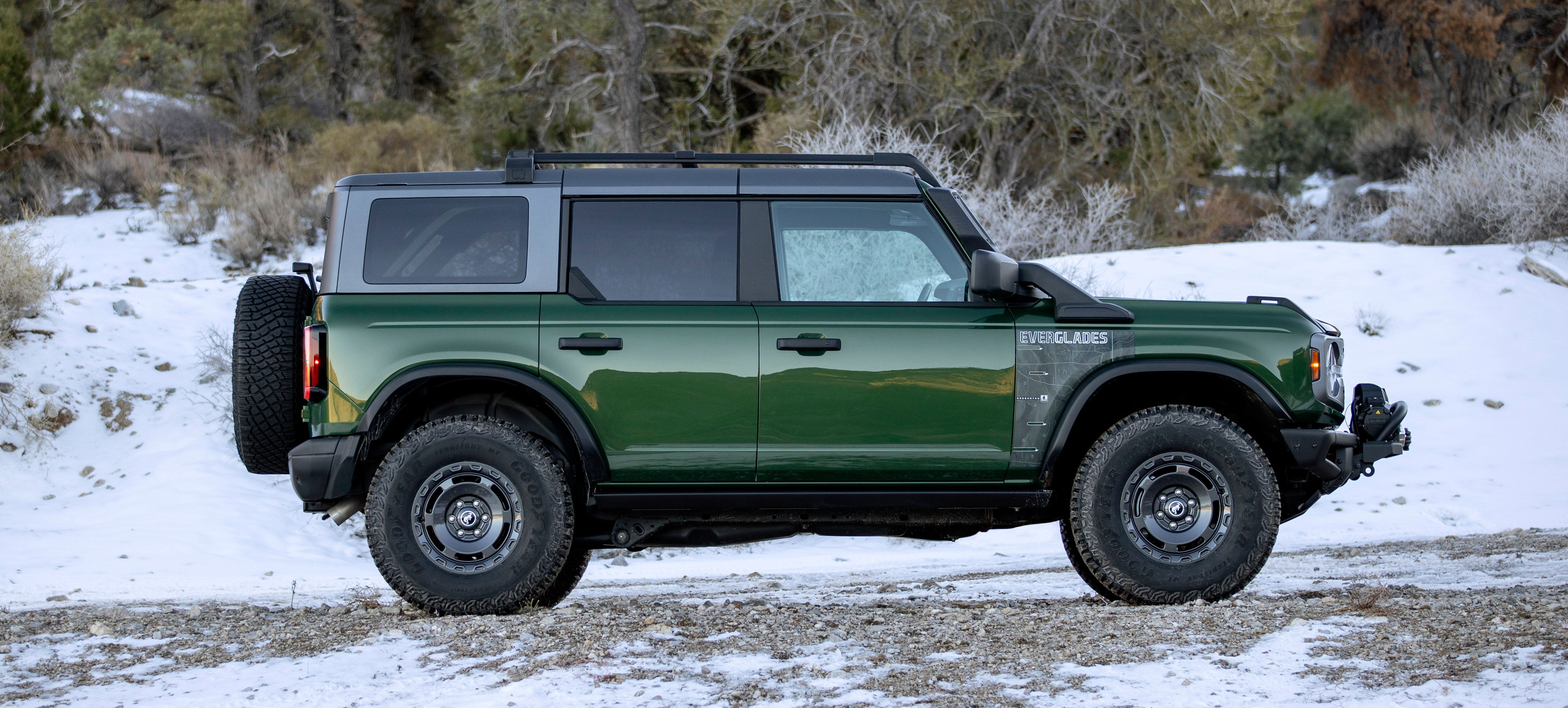 2022 Ford Unleashes The 2022 Bronco Everglades With A Snorkel!