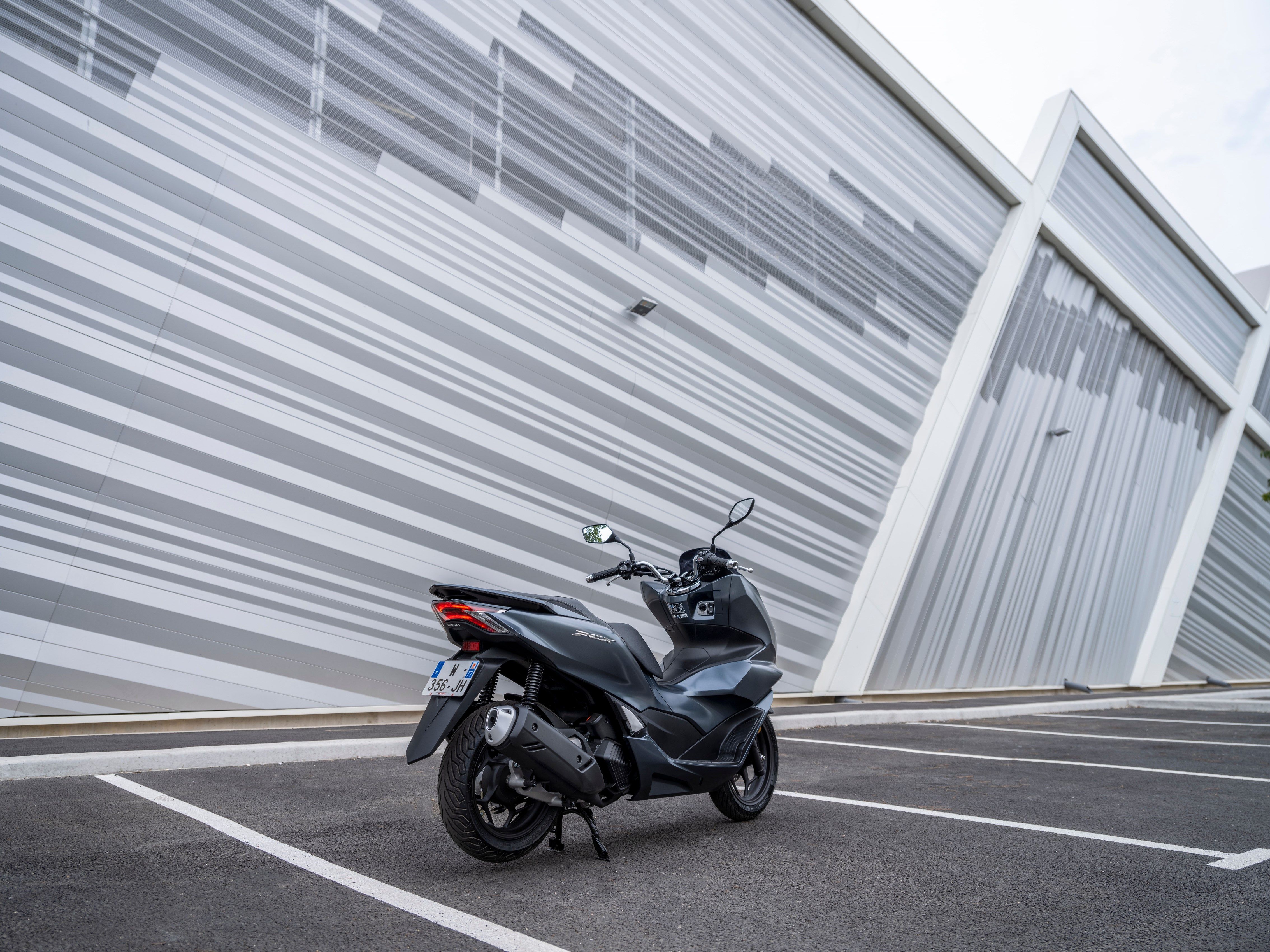 2021 - 2022 Honda PCX