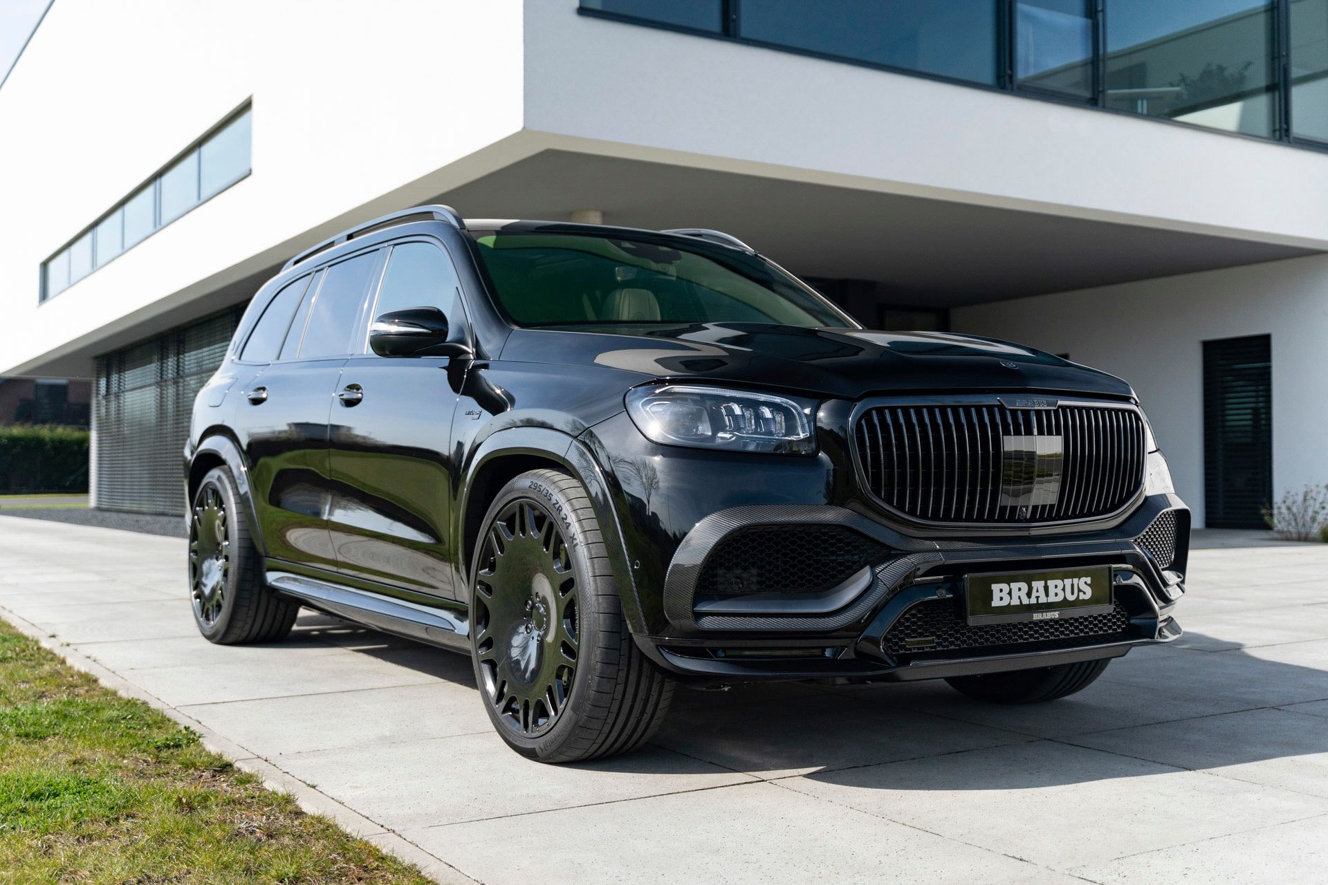 2022 Brabus 900