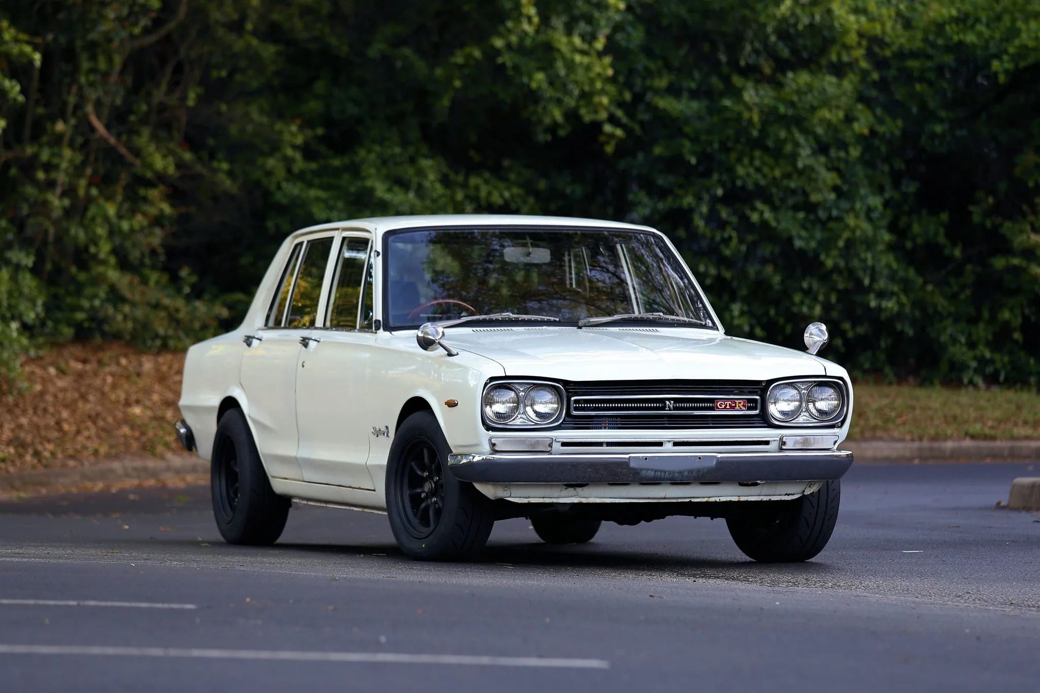 シオン Birth of a Legend - This First-Year 1969 Nissan Skyline GT-R