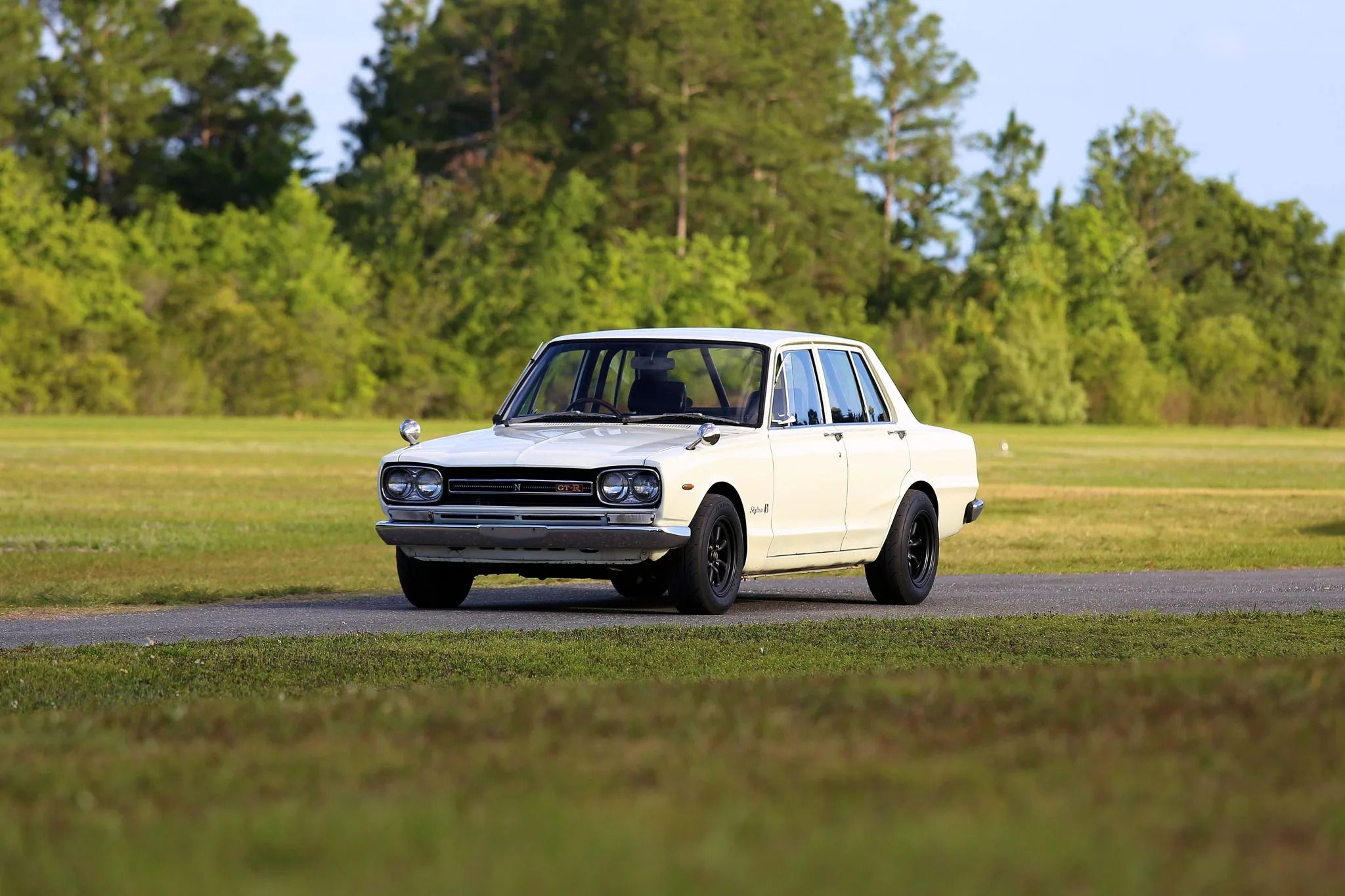 Birth of a Legend - This First-Year 1969 Nissan Skyline GT-R