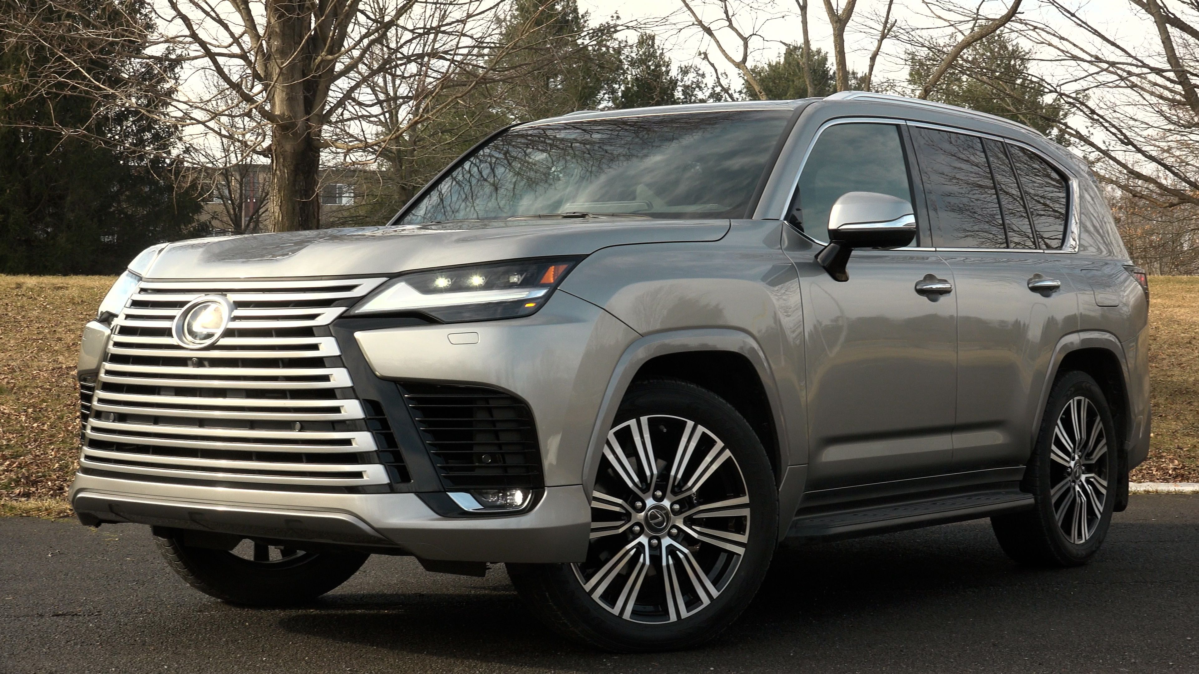 2022 Lexus LX 600 Review: All-New in an Old-School Way