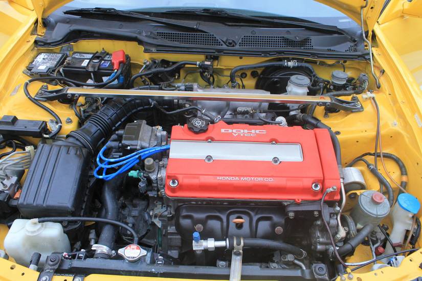 This Rare 2001 Acura Integra Type R Will Make You Miss Old Days