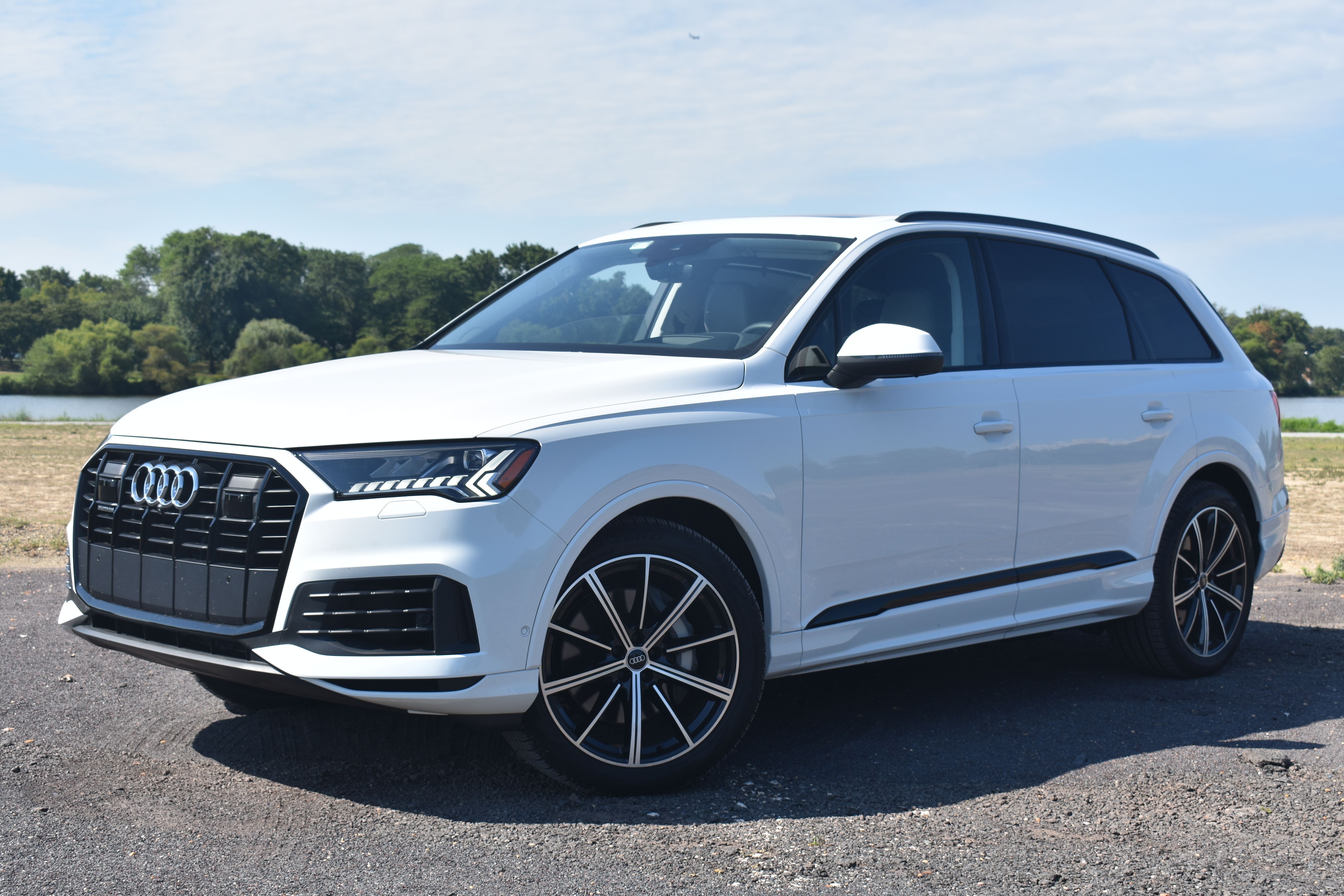2022 Audi Q7 Review: The Luxury SUV For The Frivolous Family