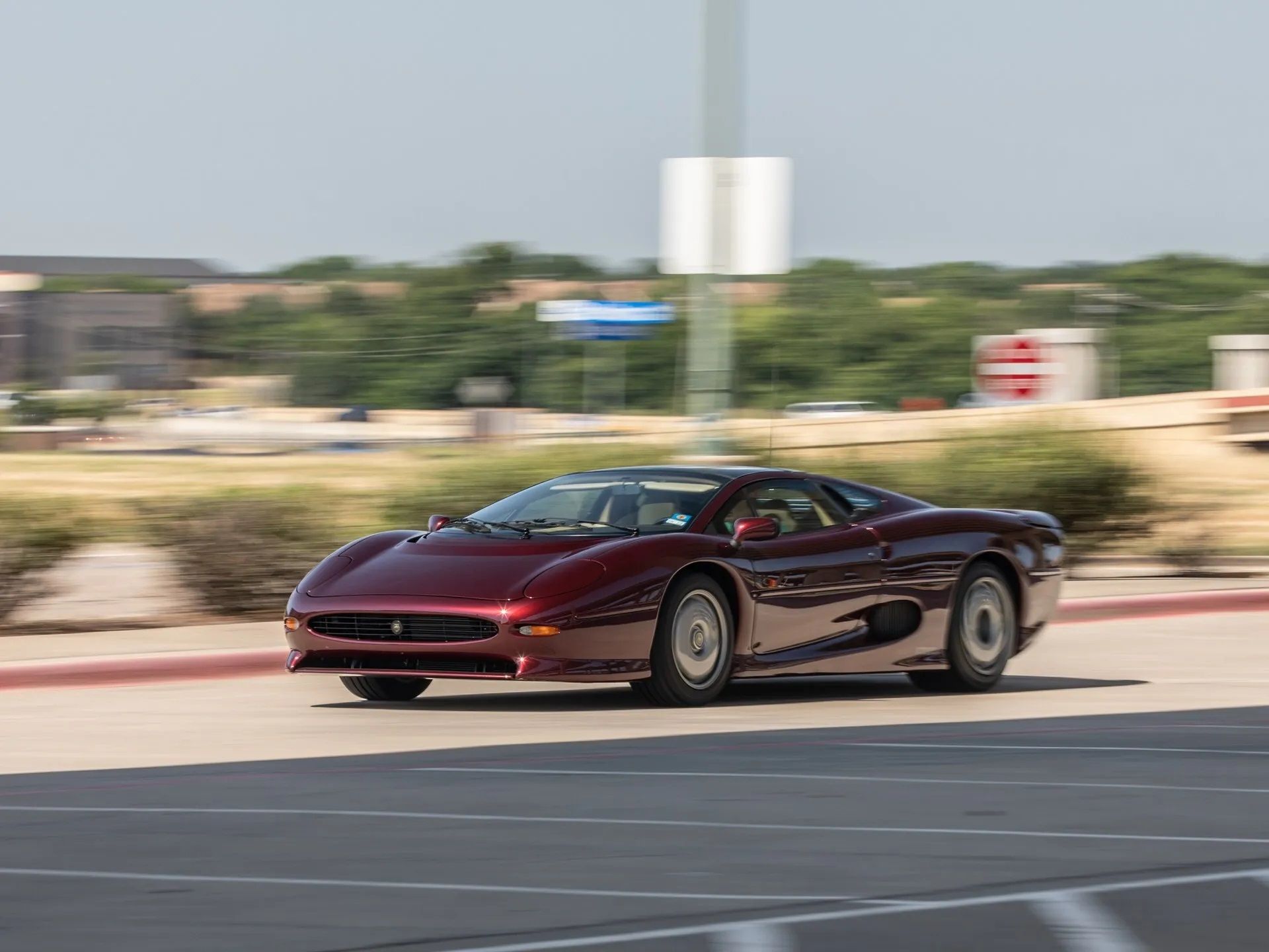 サイボーグジャガー 1993 Jaguar XJ220-N for sale on BaT Auctions - sold for $691,234