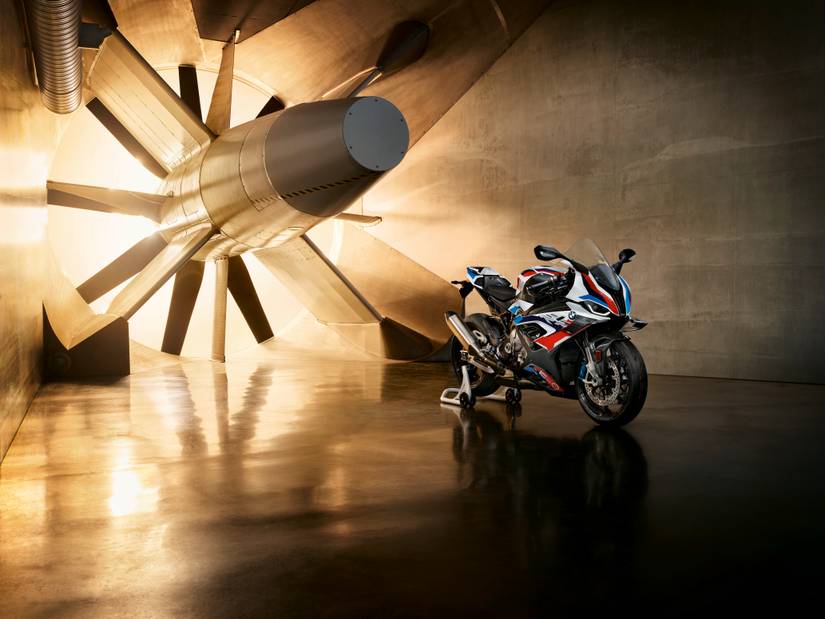 10 Reasons Why The BMW M1000RR Is The Ultimate Superbike