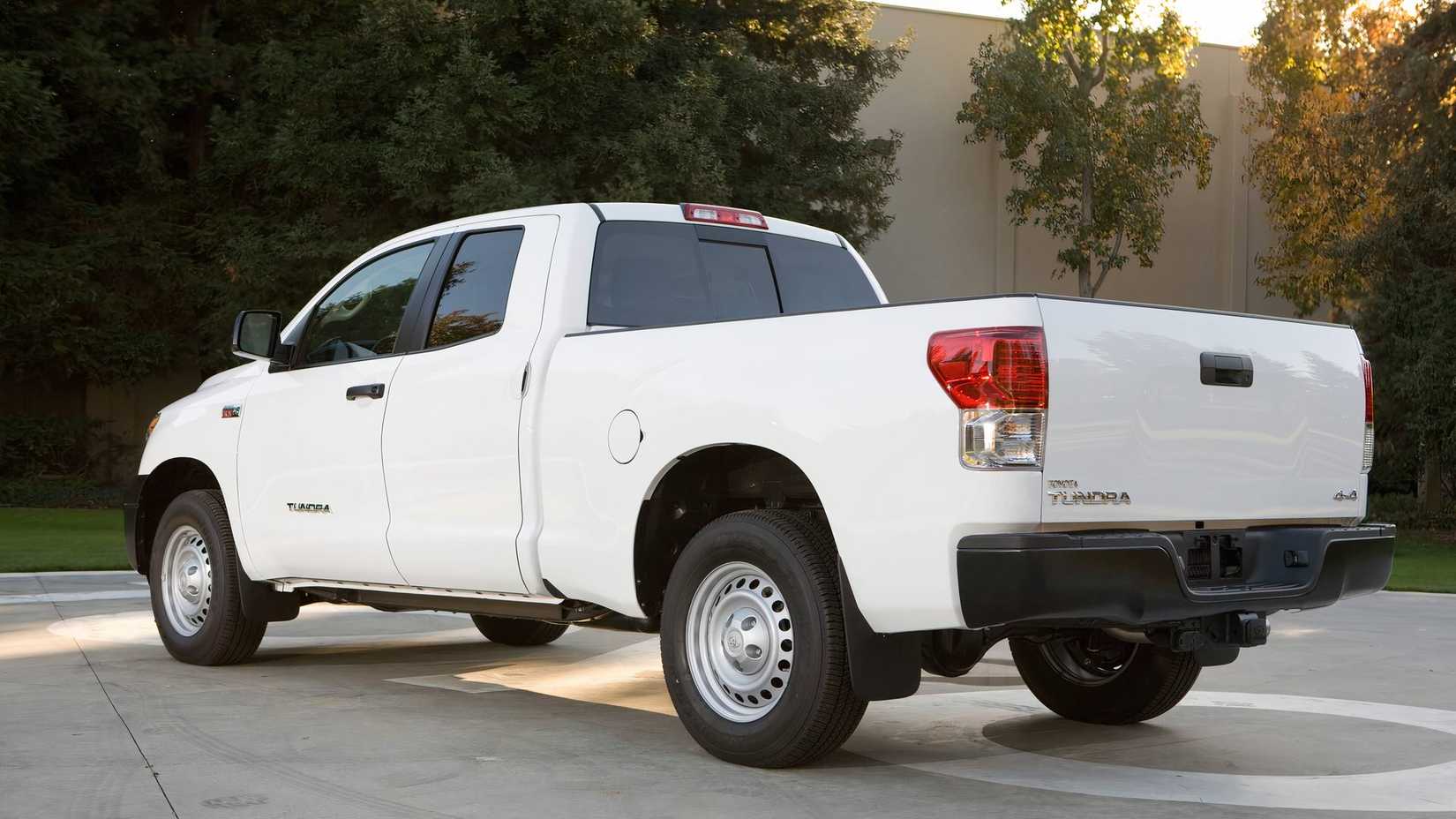 01_10_tundra_work_truck.jpg