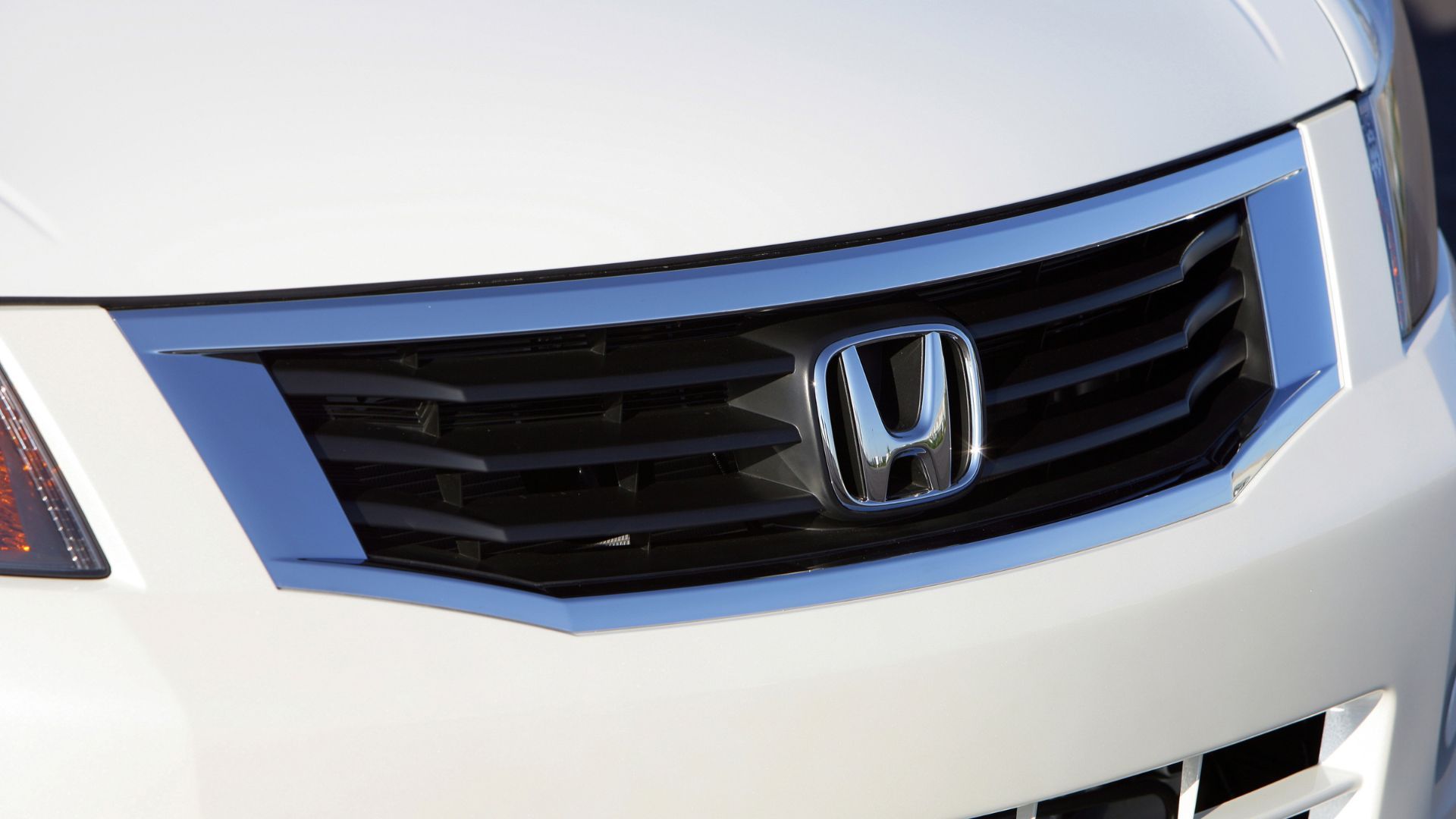 2010 Honda Accord close-up shot of grille and badge