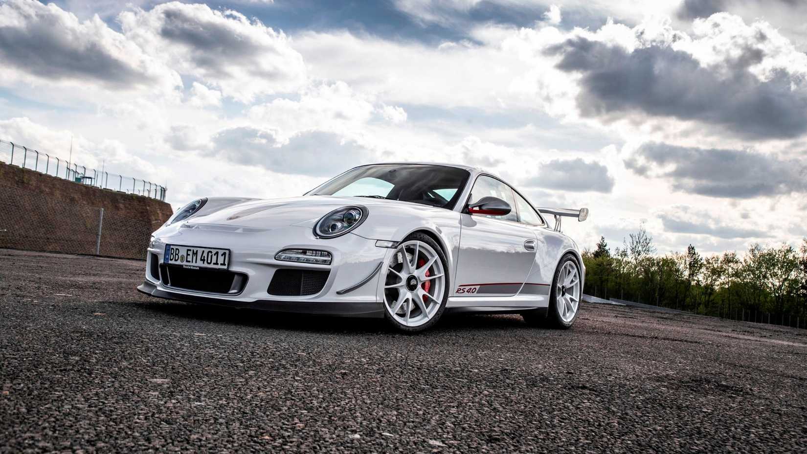 2010-2011-porsche-911-gt3-rs-4-003.jpg
