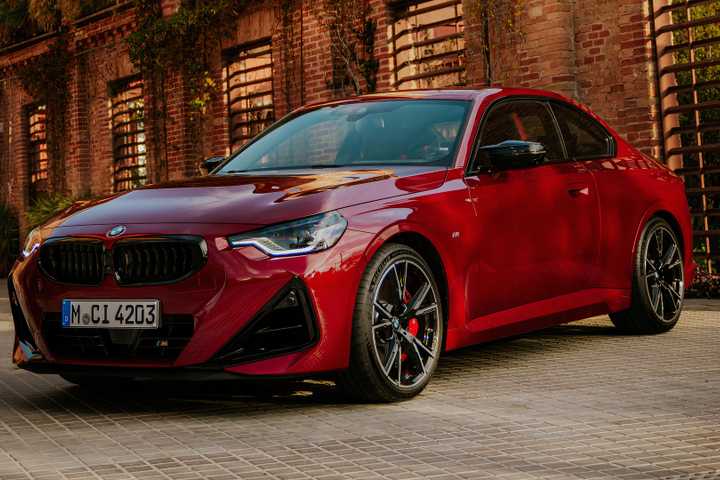 2025-bmw-2-series-feature-1.jpg
