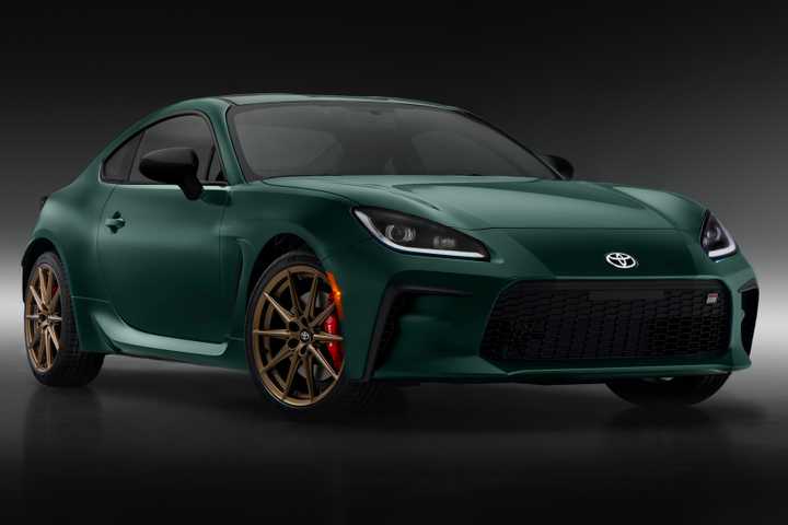 2025_toyota_gr86_hakone_ridgegreen_002-1.jpg