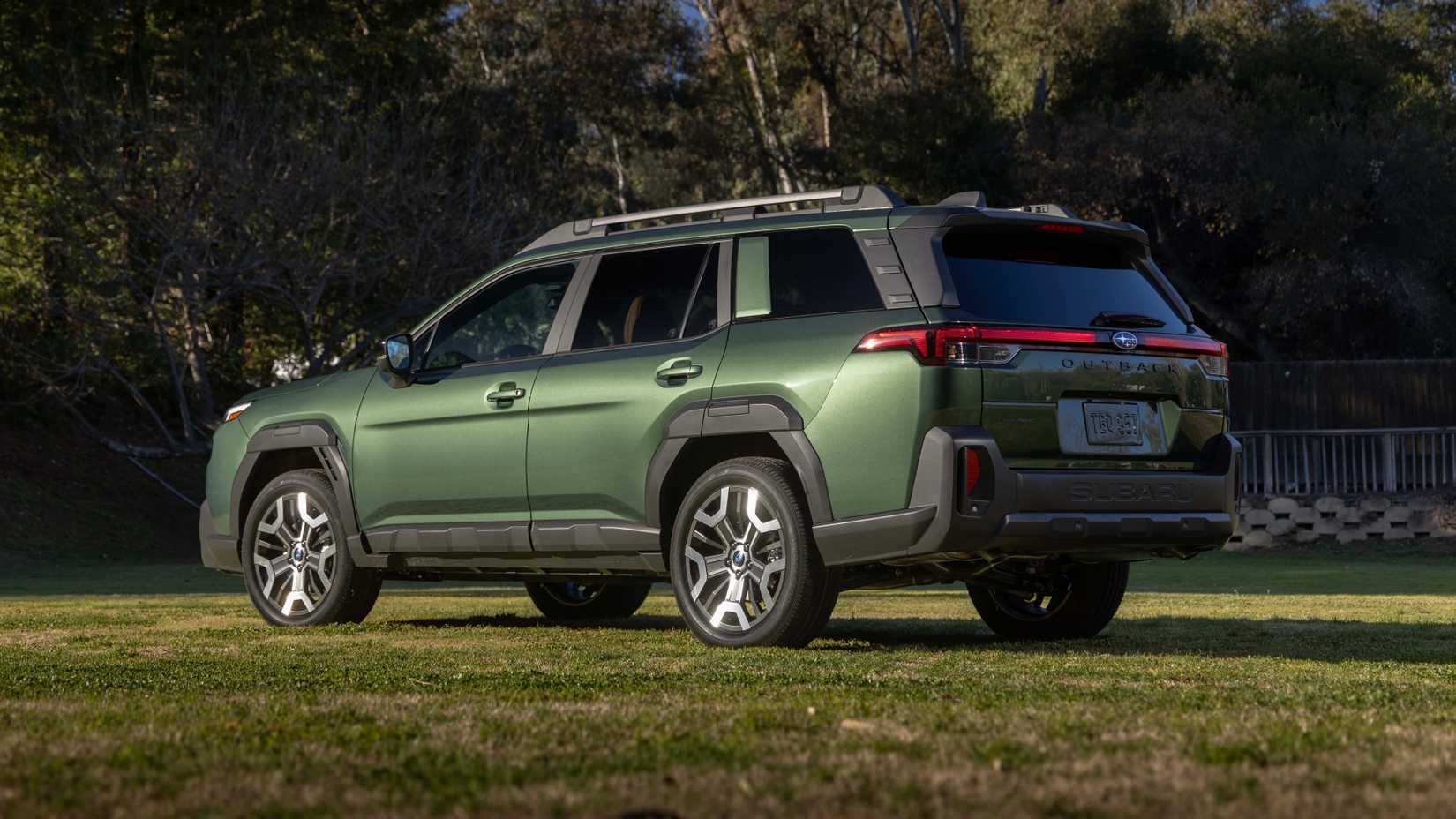 2026-subaru-outback-touring-xt-exterior-5-1.jpg