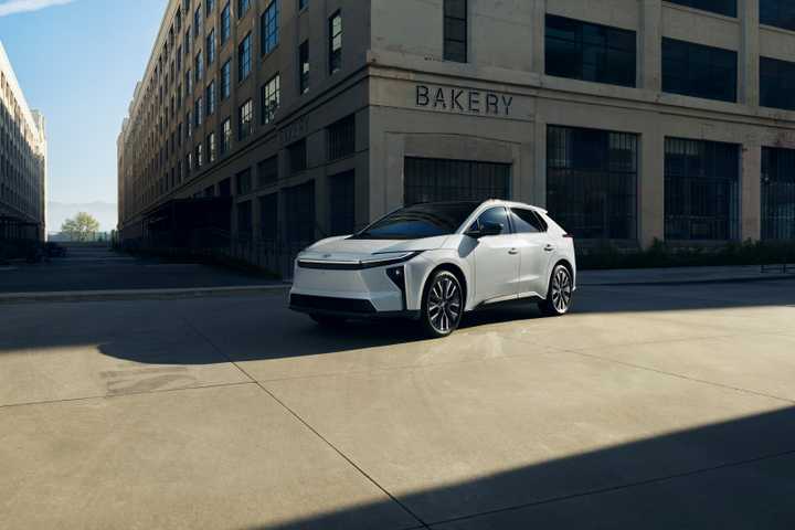 2026-toyota-bz-2.jpg