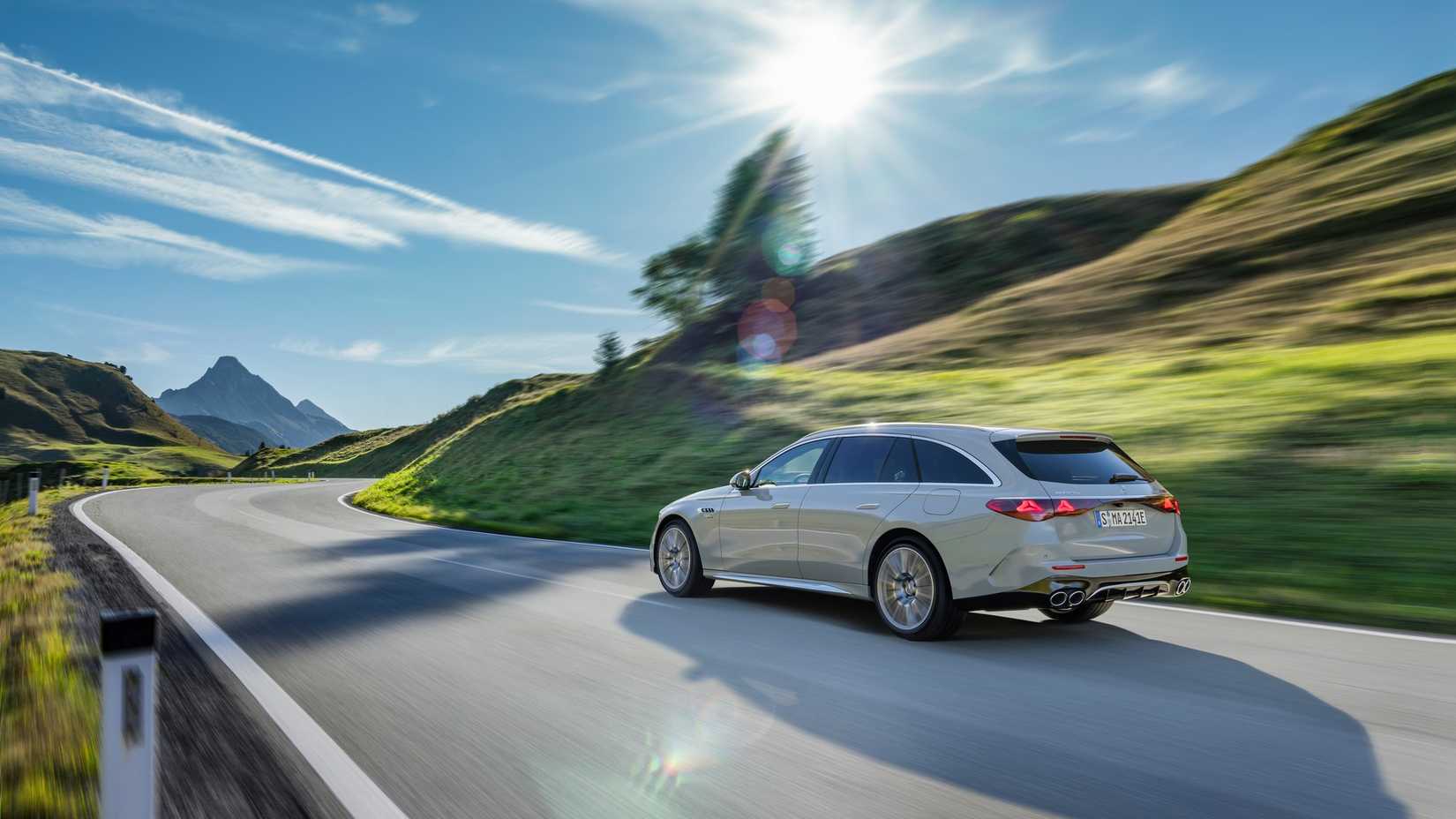 Mercedes-AMG E53 Hybrid Wagon, rear 3/4