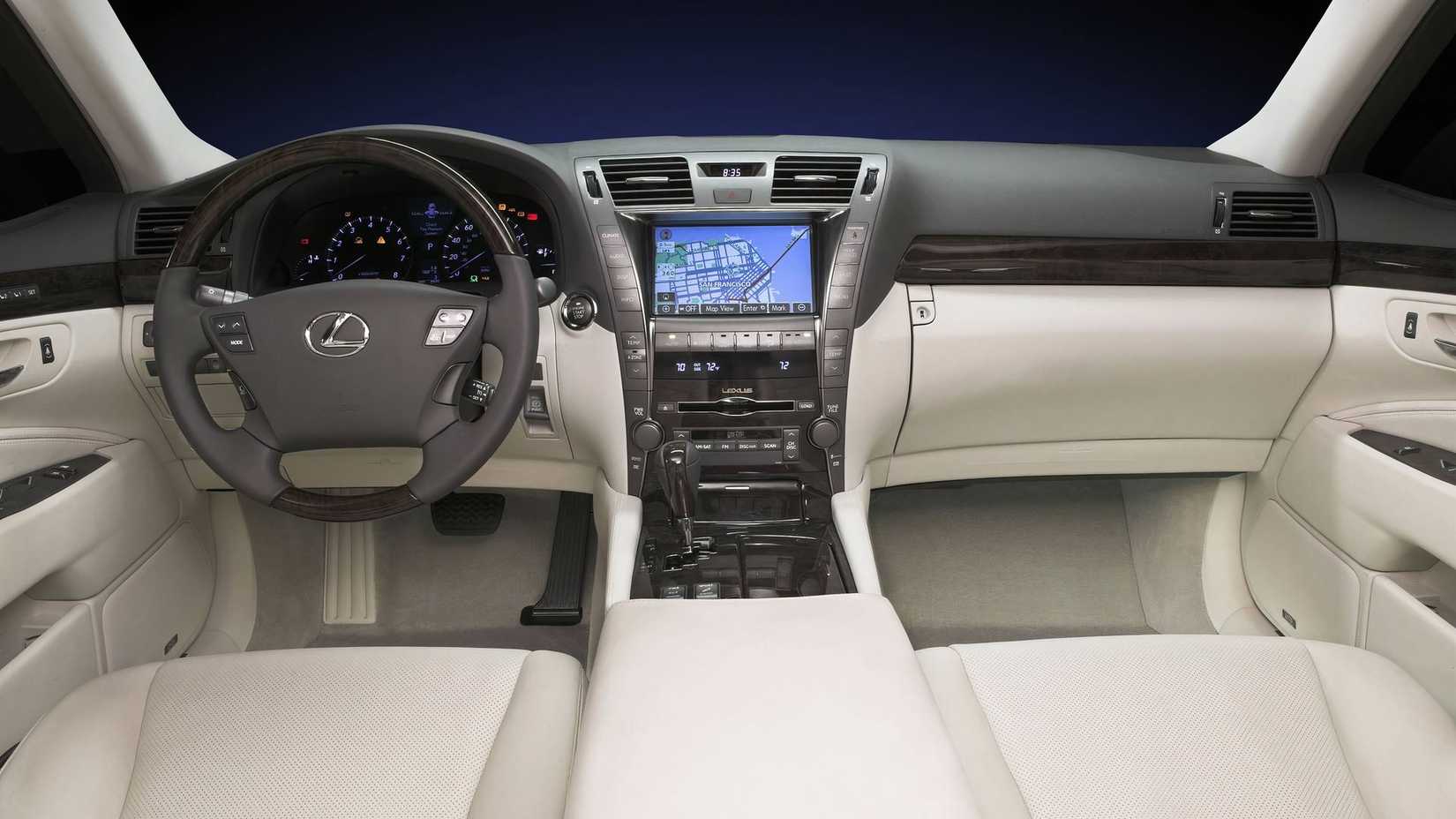 Lexus LS 460, interior shot showing dash