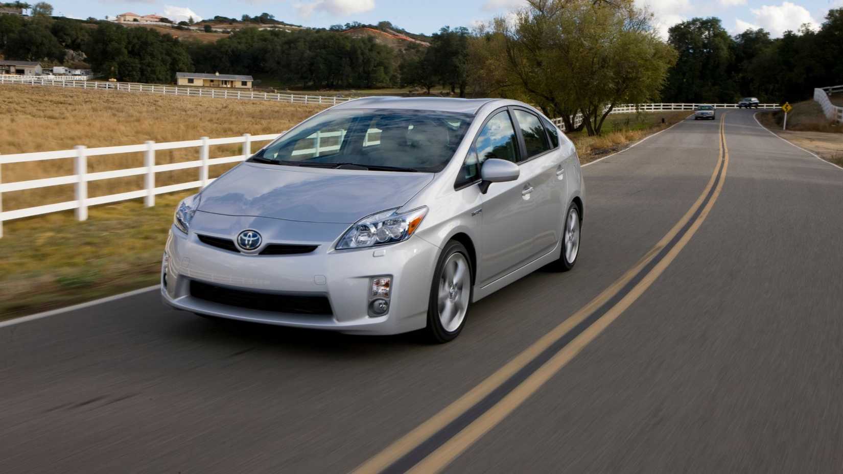 Toyota Prius front 3/4 shot