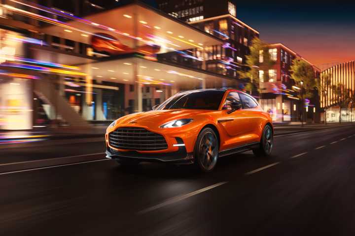aston-martin-dbx707_4-1.jpg