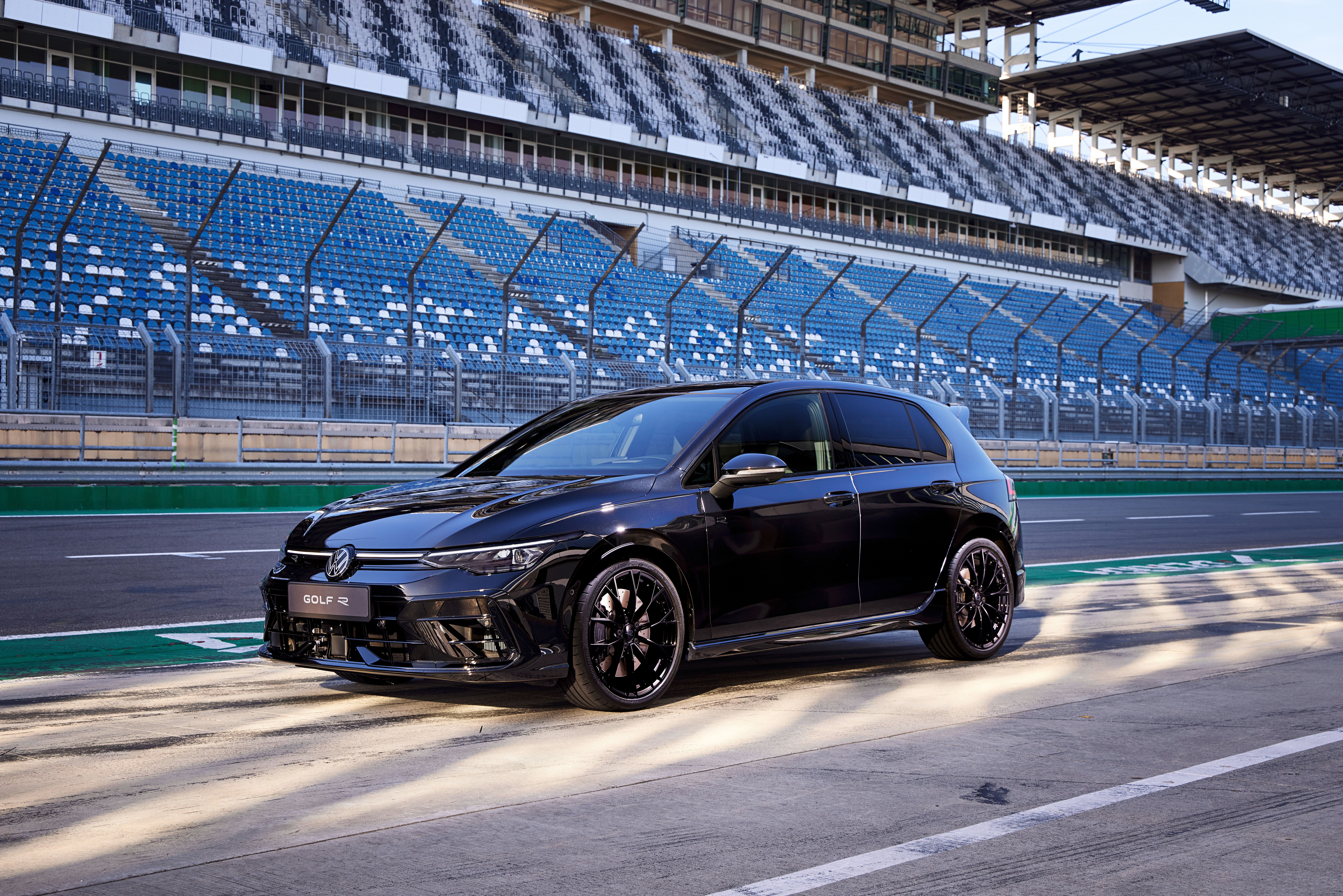 Hot Take: The 2025 Volkswagen Golf R Finally Has The Exhaust Note It ...