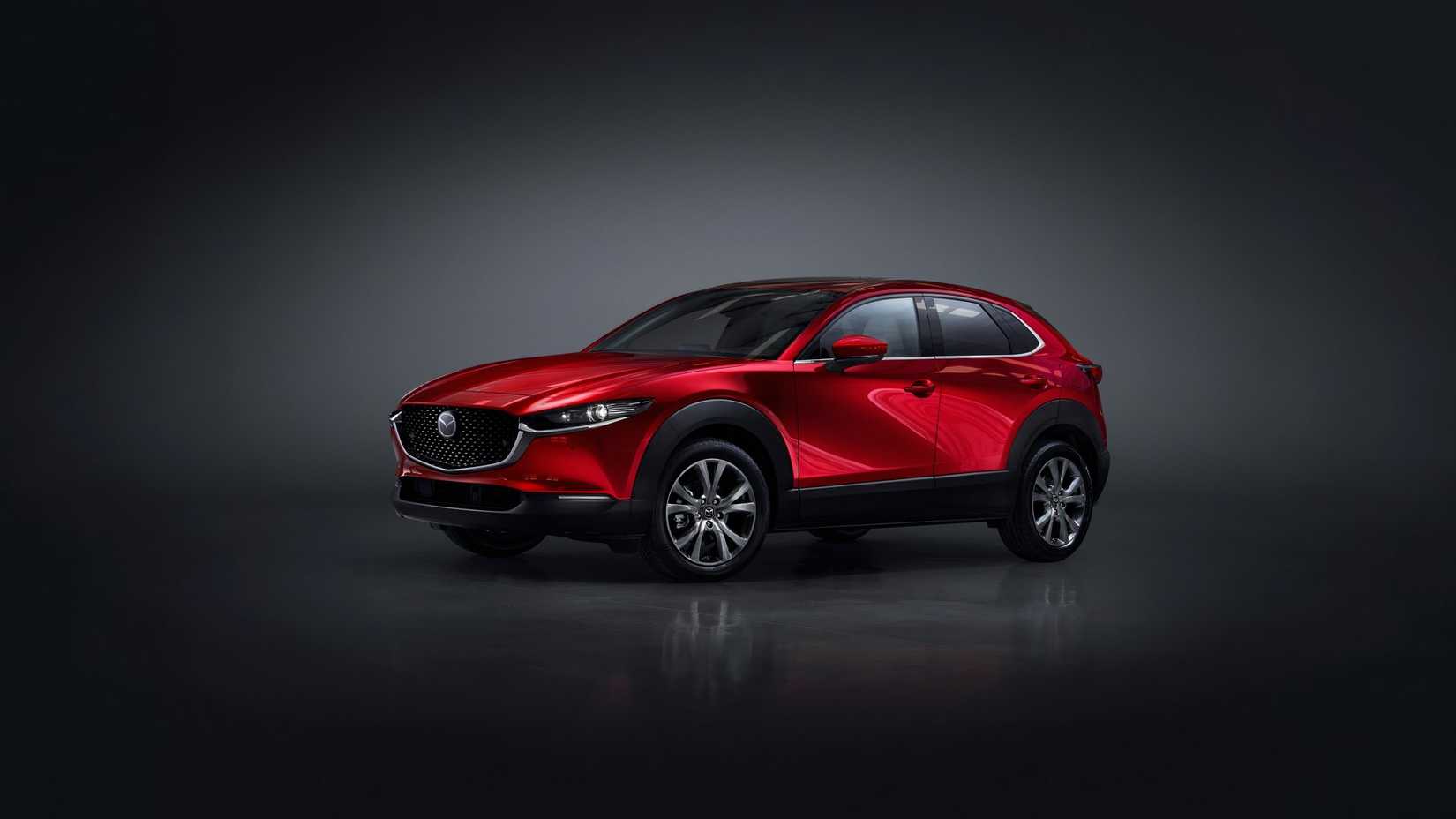 2025-mazda-cx-30-front-studio-shot.jpg