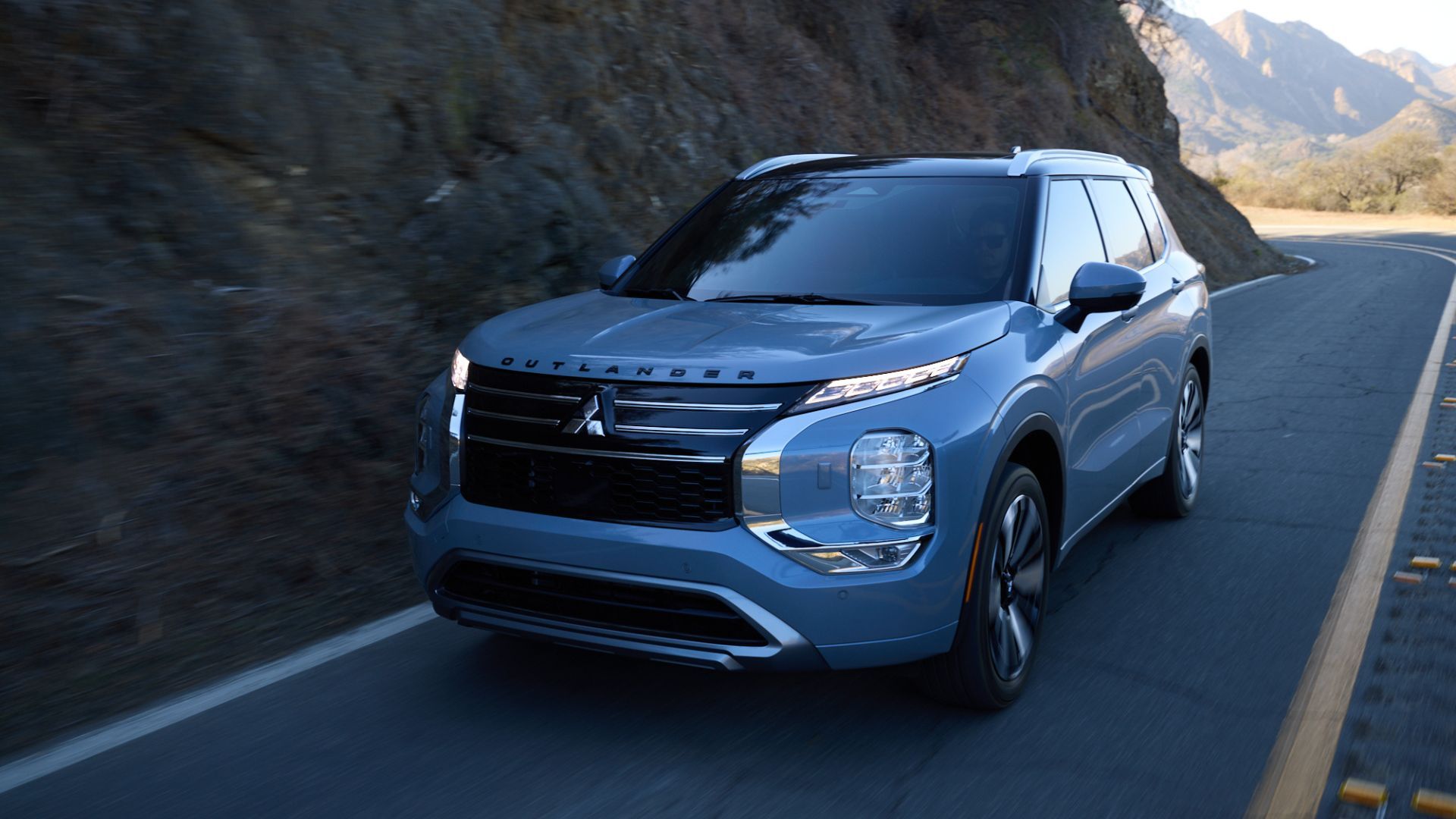 The Mitsubishi Outlander Gets Smarter With New Mild Hybrid And PHEV Tweaks