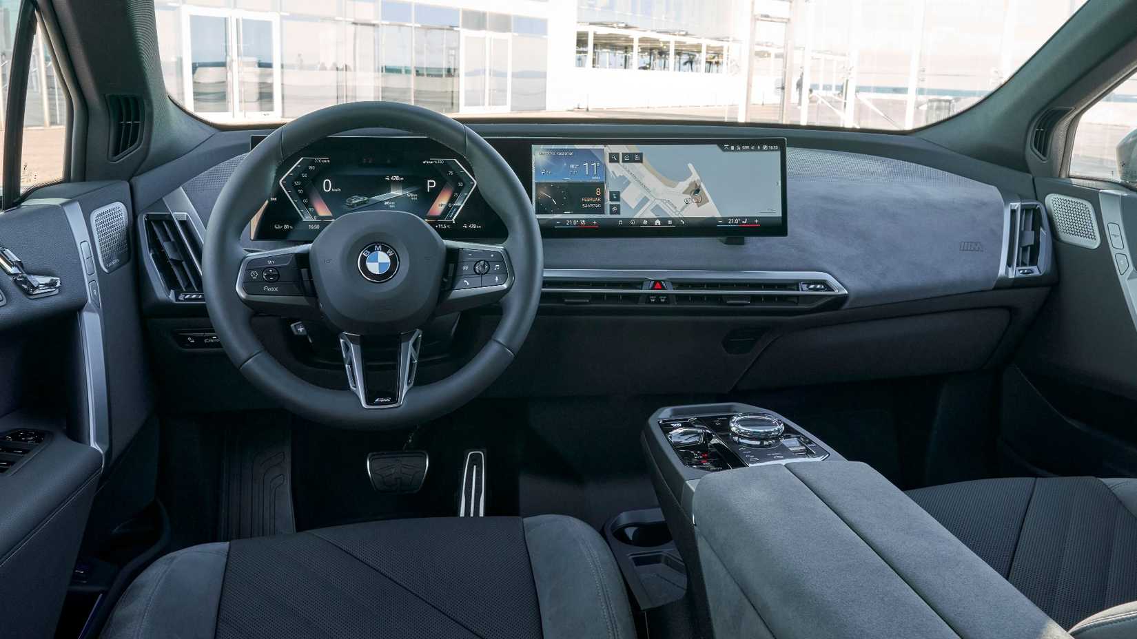 2026-bmw-ix-interior-1.jpg