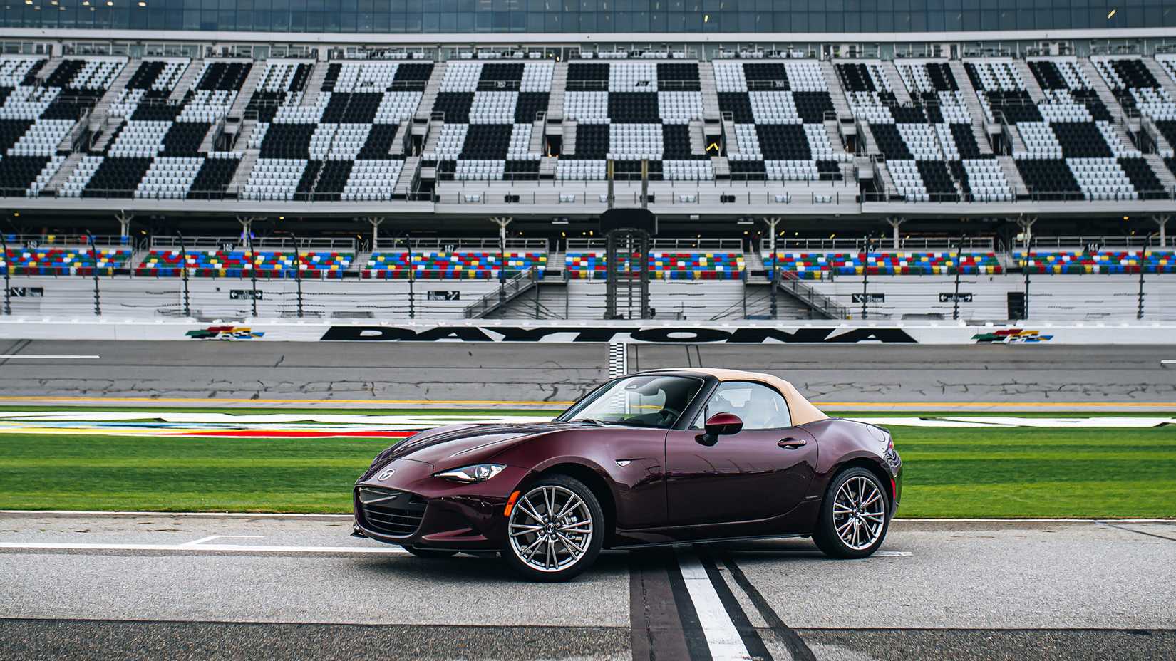 2025 Mazda MX-5 35th Anniversary front 3/4