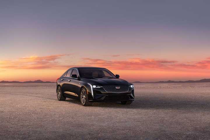 2020-2026-cadillac-ct4-21.jpg