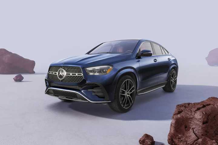 2024-2026-mercedes-benz-gle-class-coupe-13.jpg