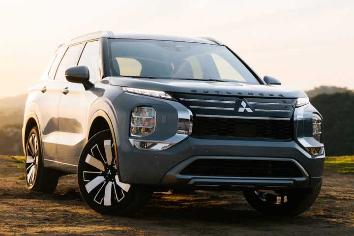 2025-mitsubishi-outlander-2.jpg