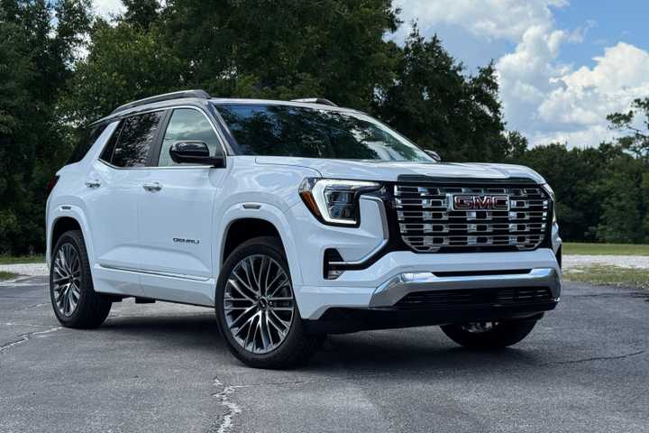 2026-gmc-terrain11.jpg