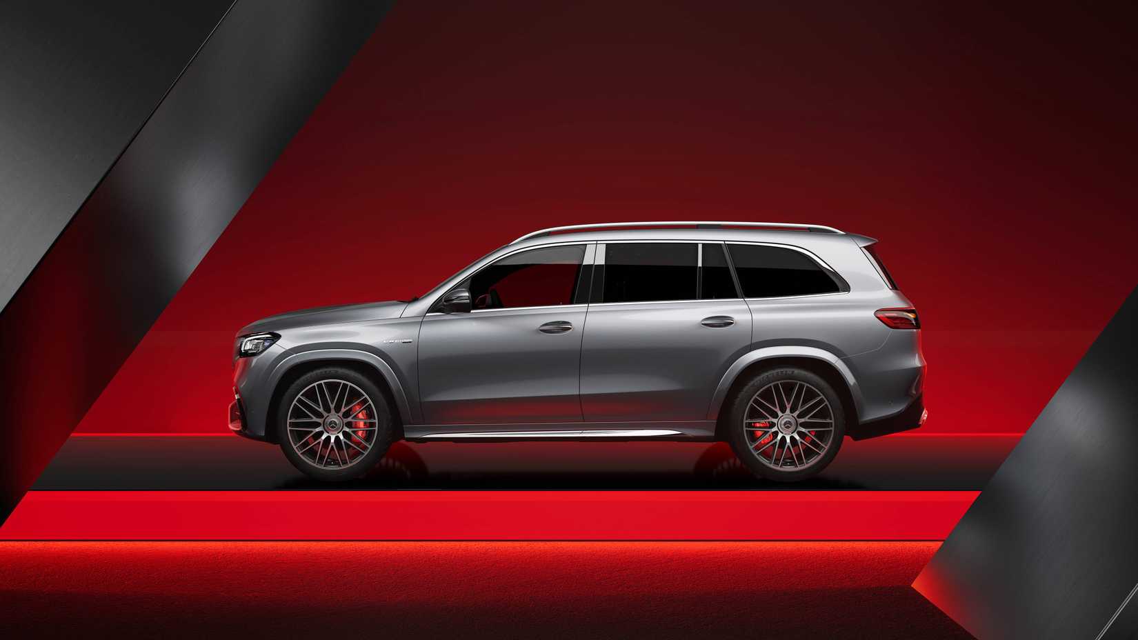 2026 Mercedes-AMG GLS 63 studio shot side profile view