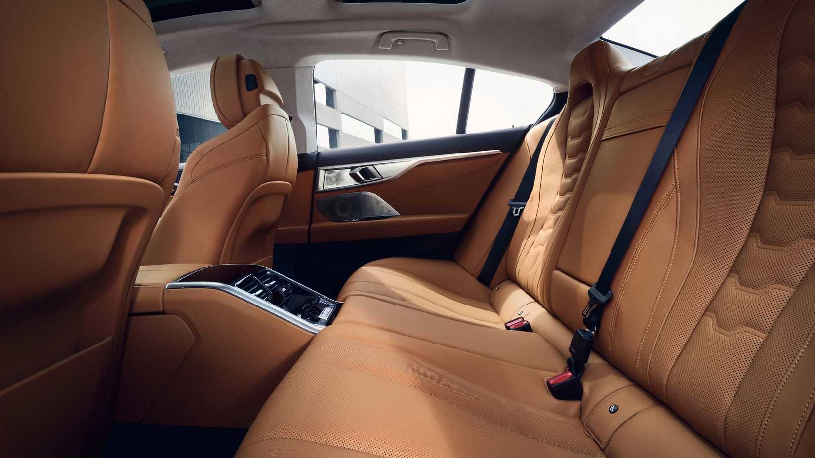 BMW M850i xDrive Gran Coupe interior