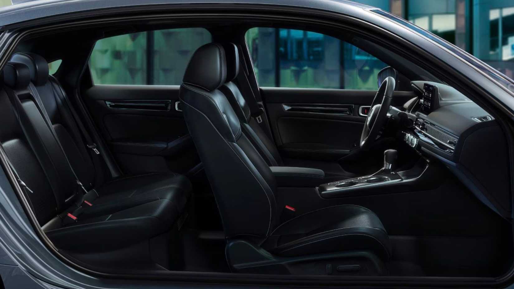 2026-honda-civic-hatchback-interior-10.jpg