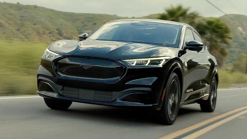 2023-ford-mustang-mach-e-exterior-6.jpg