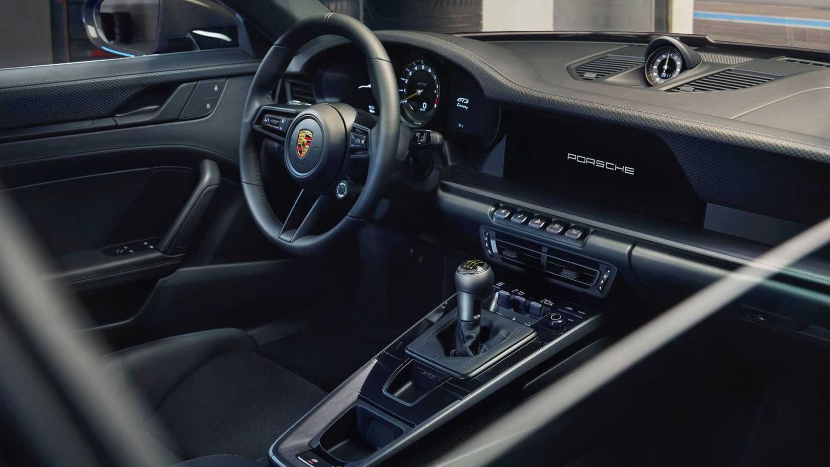 2023-porsche-911-gt3-interior-1.jpg