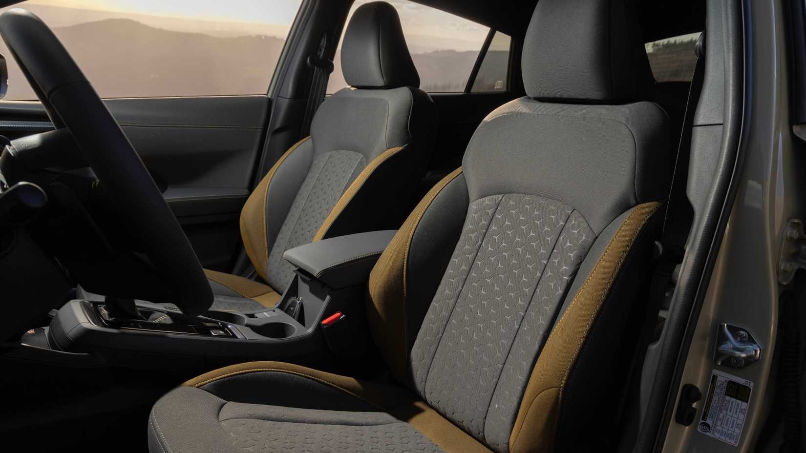 Uma foto do interior do Subaru Crosstrek Hybrid 2026