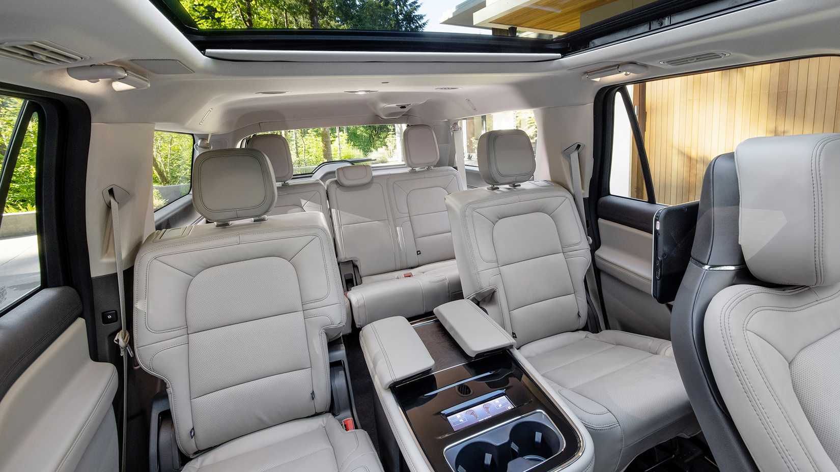 An interior shot of the 2025 Lincoln Navigator L's rear rows
