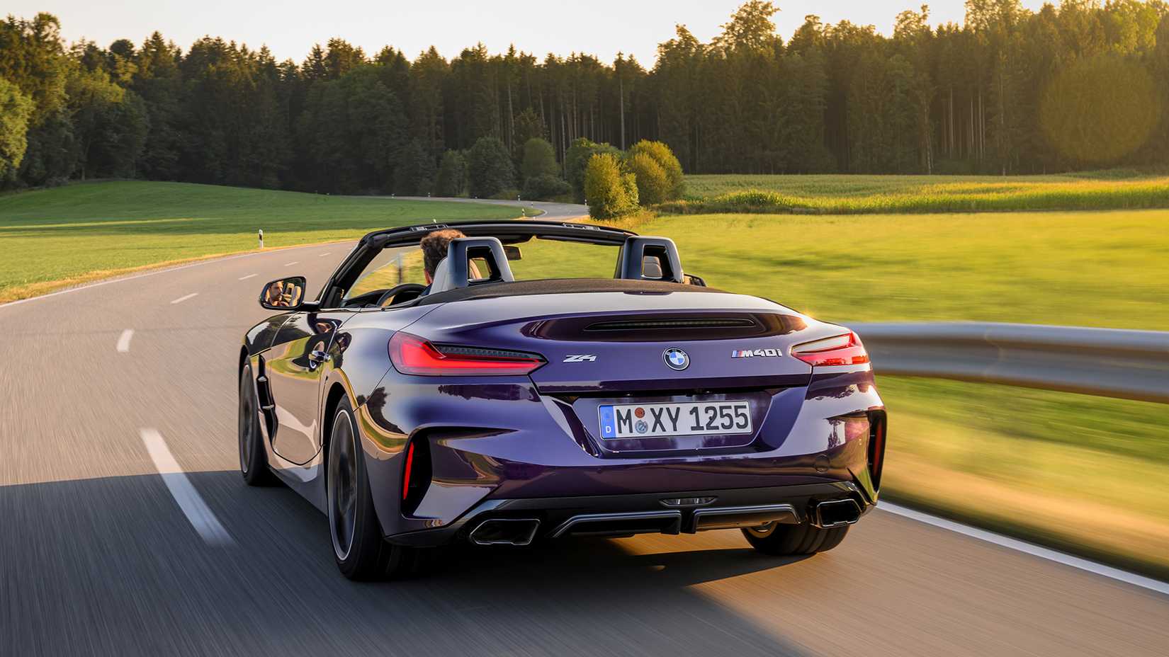 the_2023_bmw_z4_roadster__pure_driving_pleasure-3.jpg