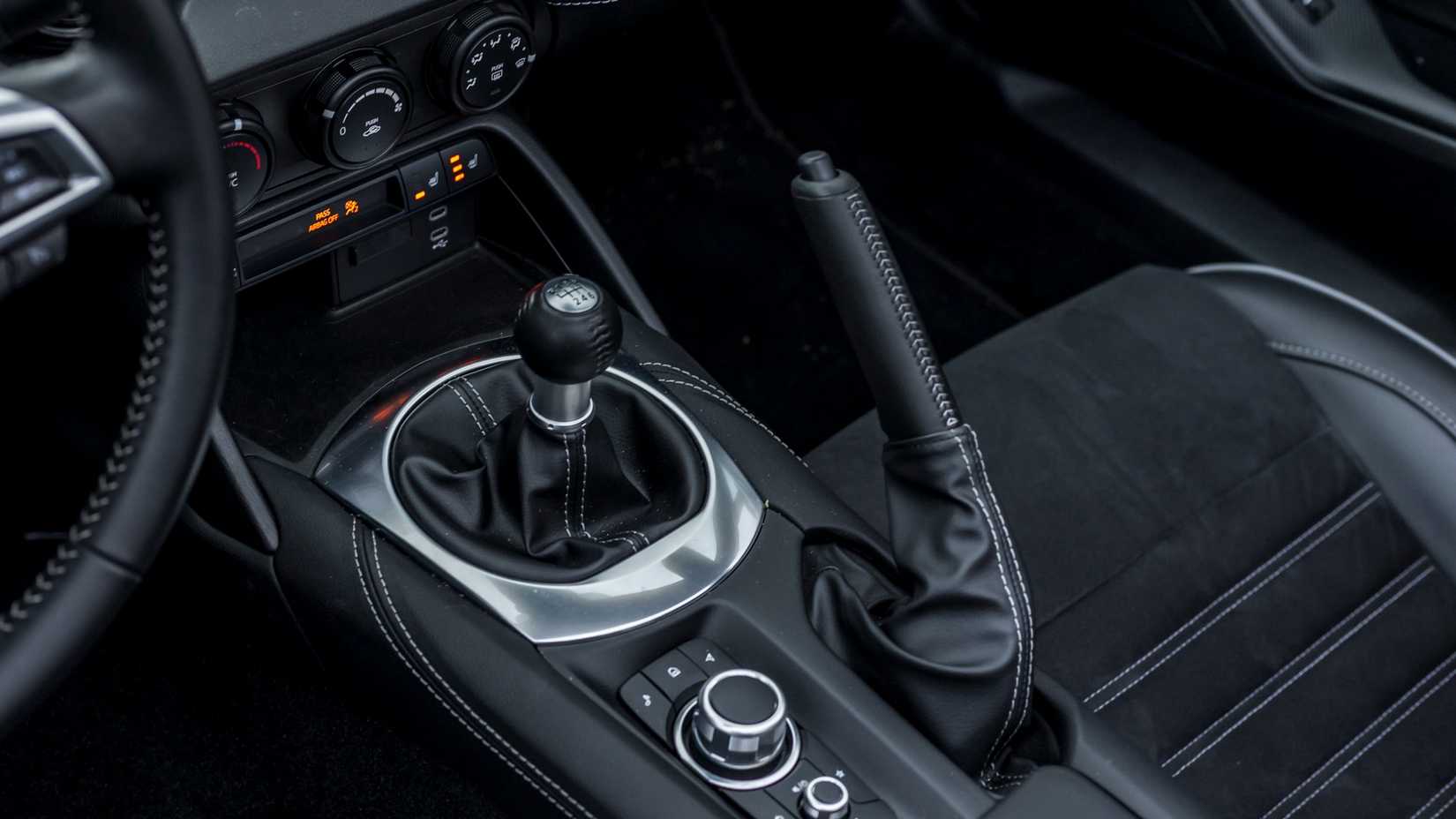 2026 Mazda MX-5 RF manual gear shift
