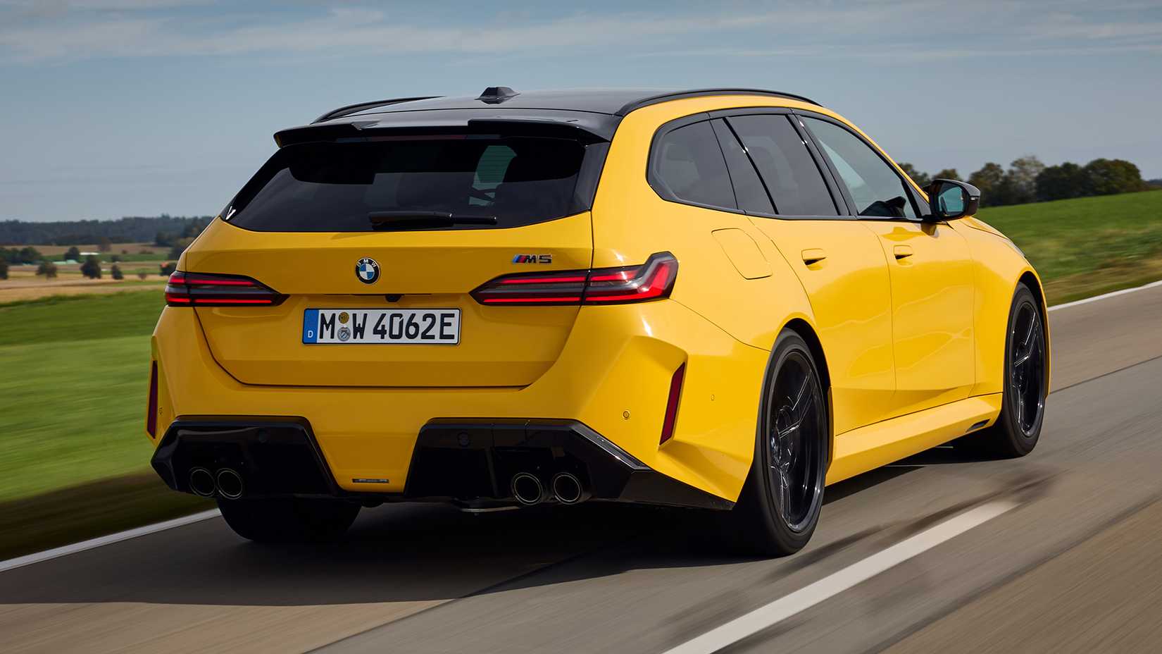 2025-bmw-m5-touring-22.jpg