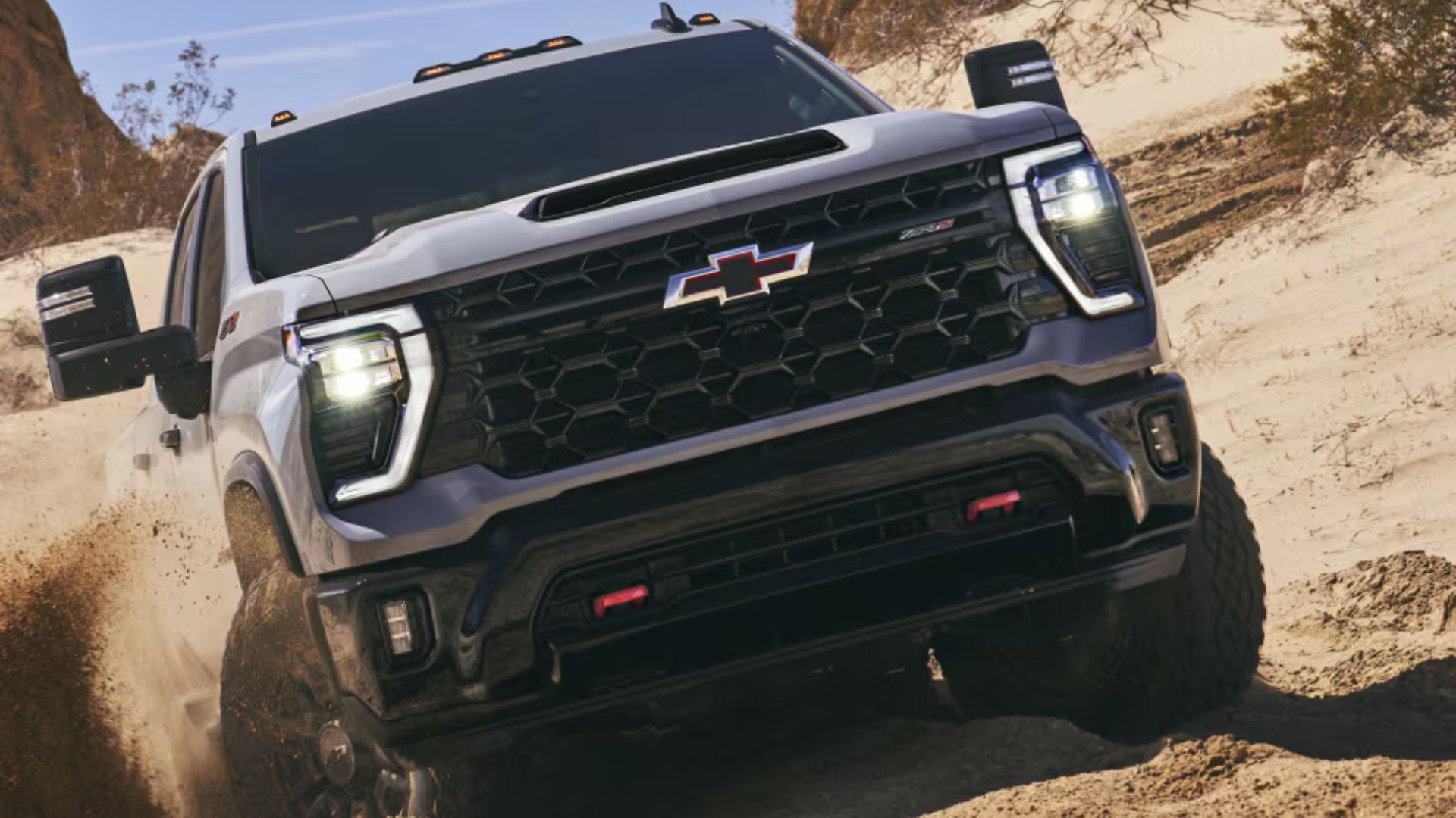 GM Patents Variable Compression Engine For Truck V8s