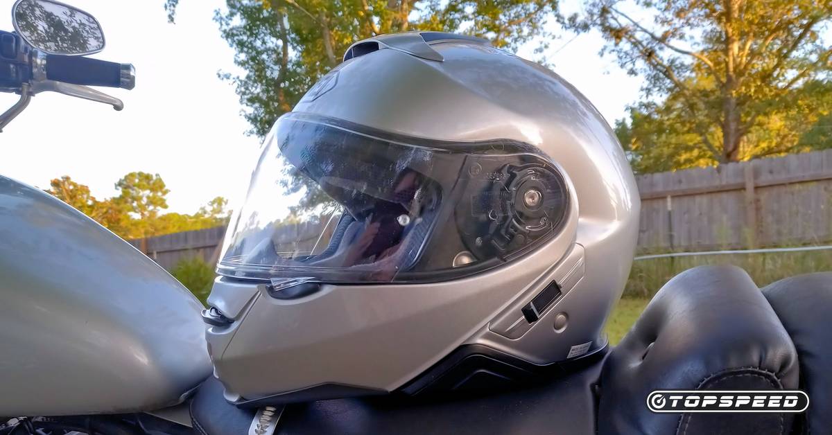 shoei carbon fiber neotec 2 II Respect Helmet with a wind tunnel Shoei Neotec II Helmet Black