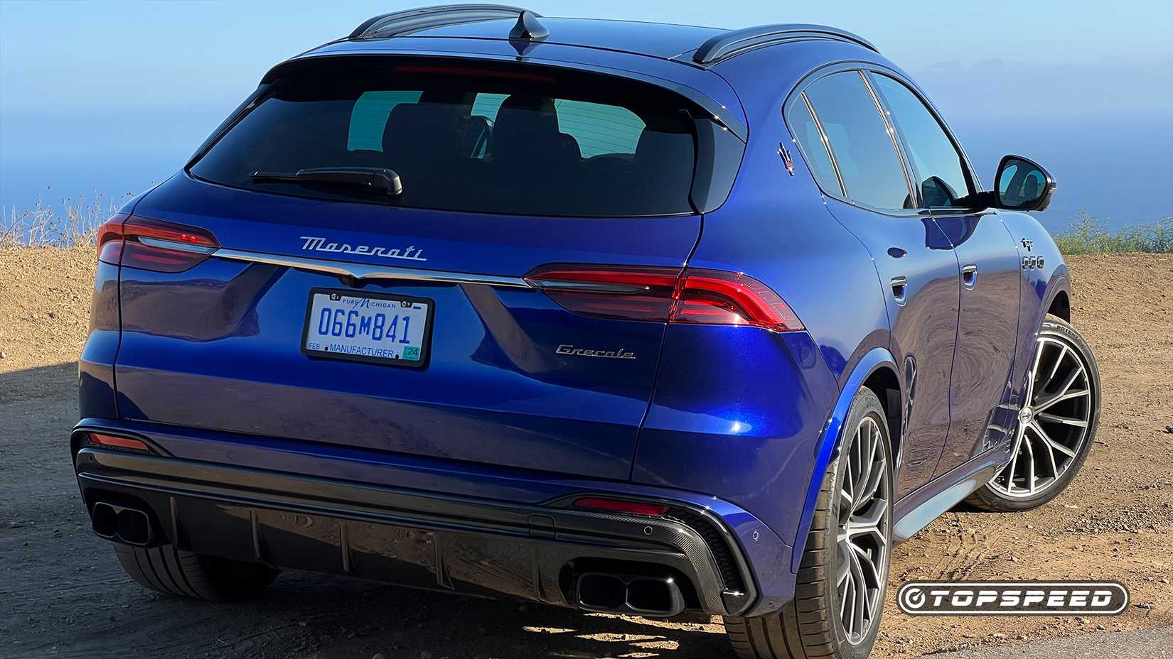 2024 blue Maserati Grecale Trofeo 