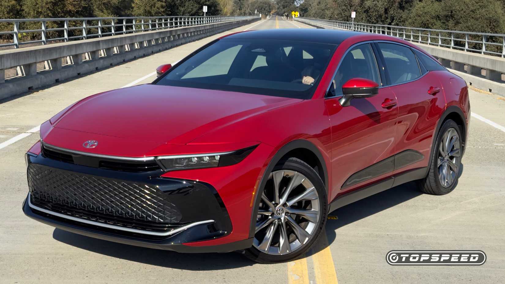 2024 Toyota Crown Limited Left Front Angle-1