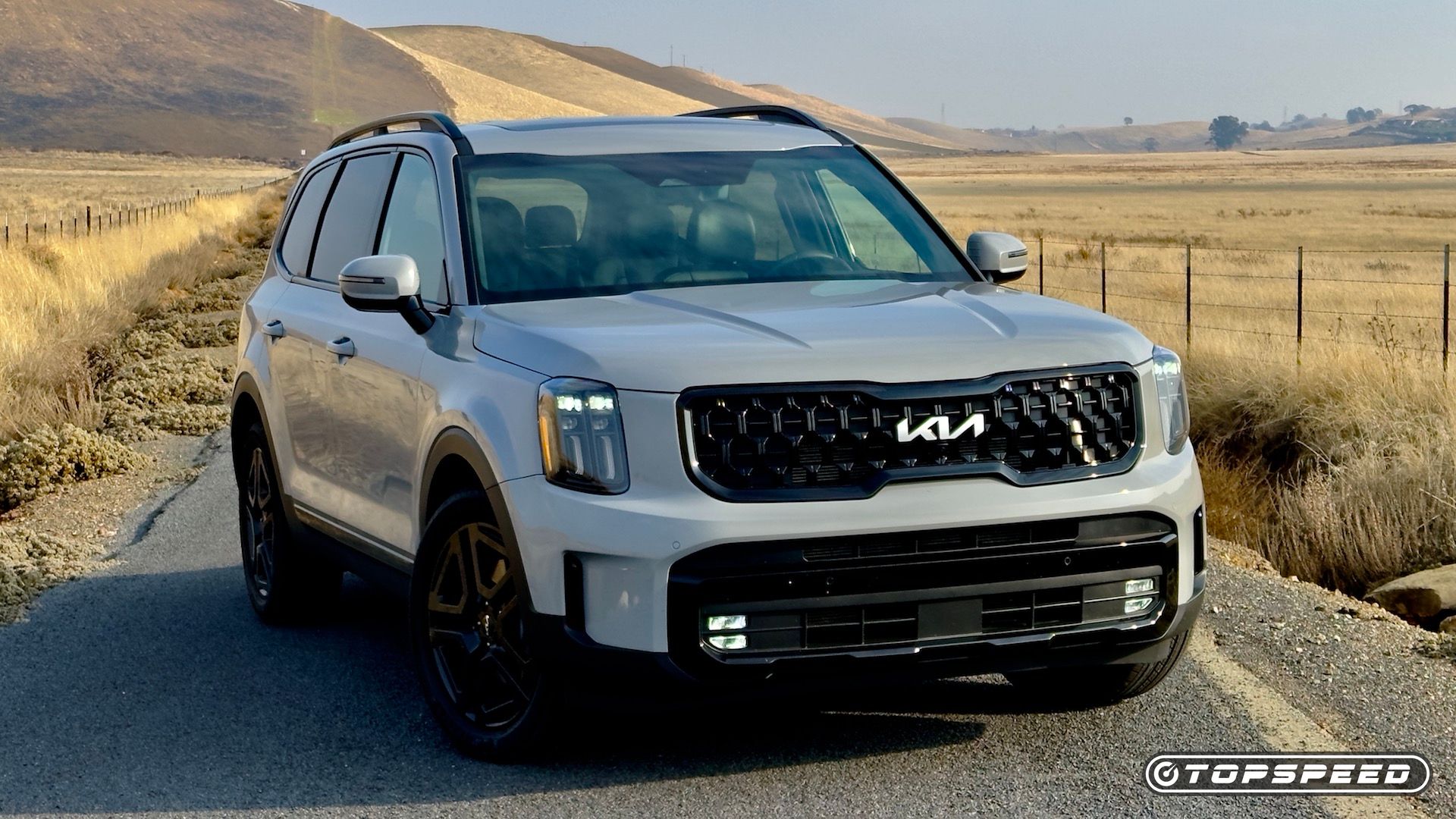 2024 Kia Telluride SX-Prestige X-Line V6 AWD: Premium Offering