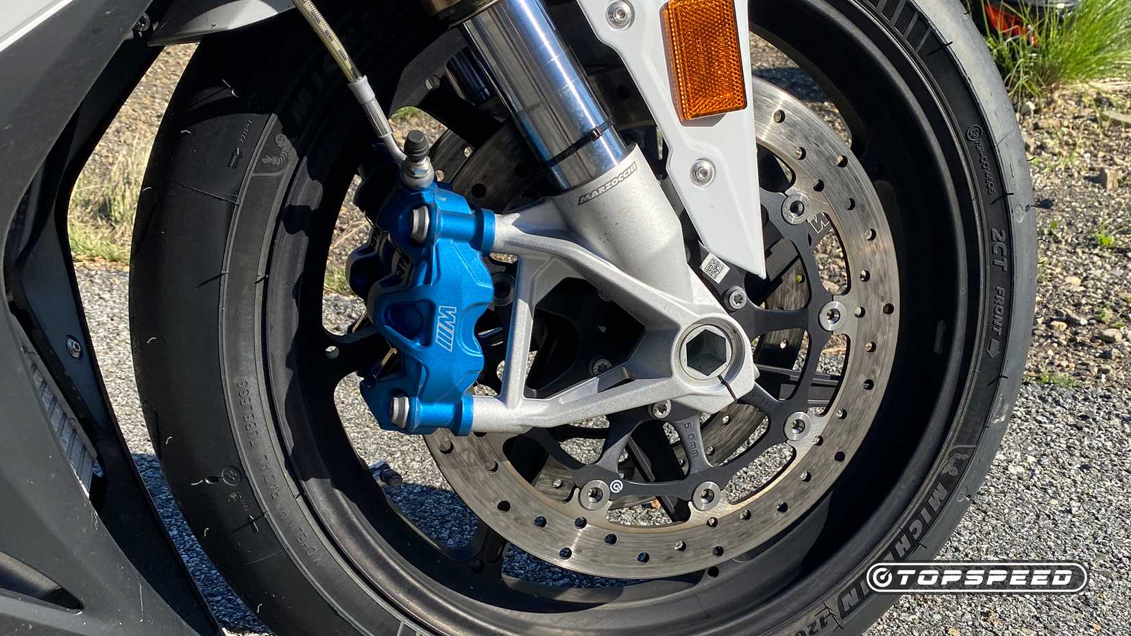 This 2028 BMW Sports Bike Render Brings Back The Simplicity Missing In ...