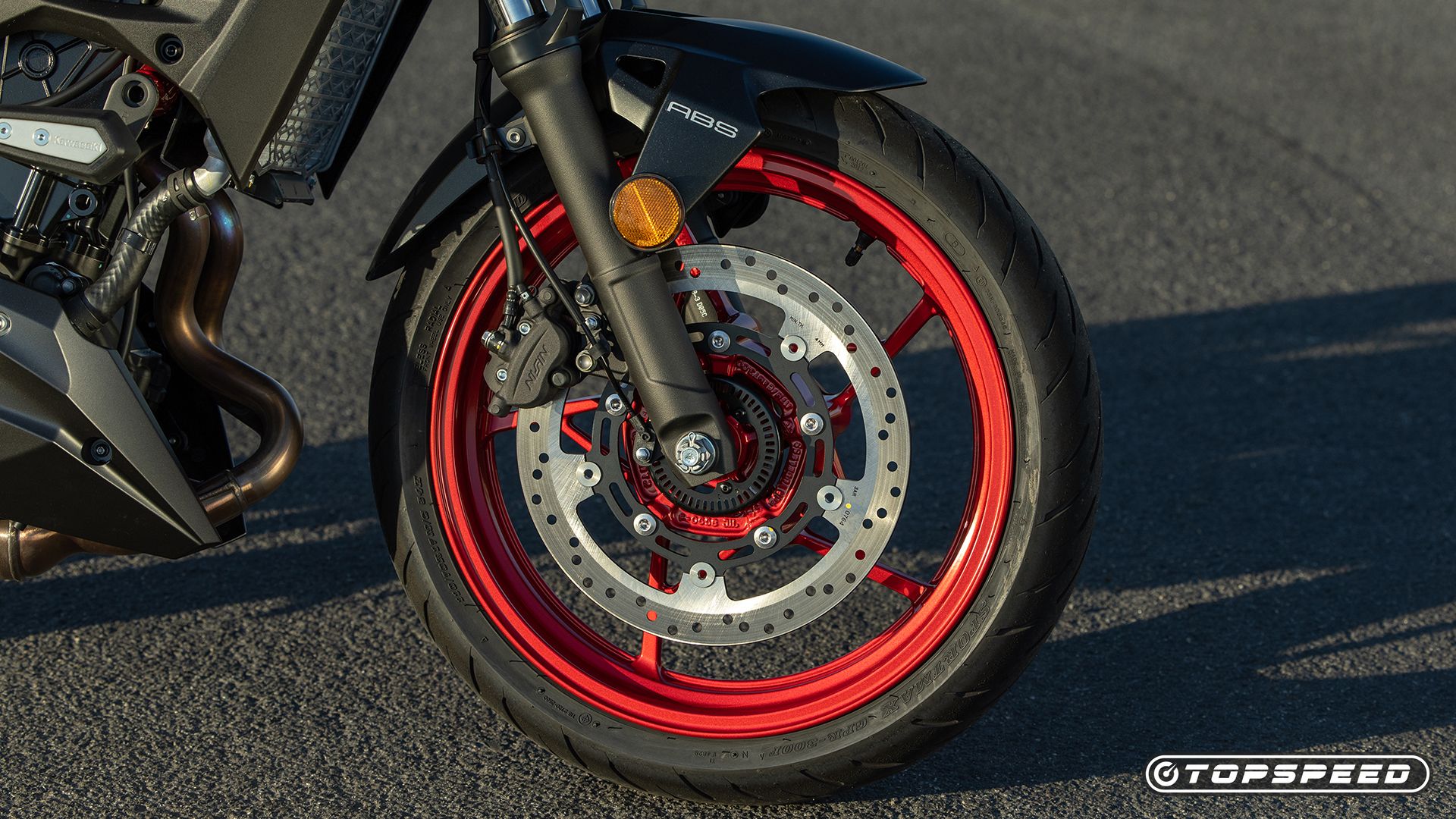 The Kawasaki Z500 Is A No-Nonsense Powerhouse That’s Made For The Urban ...