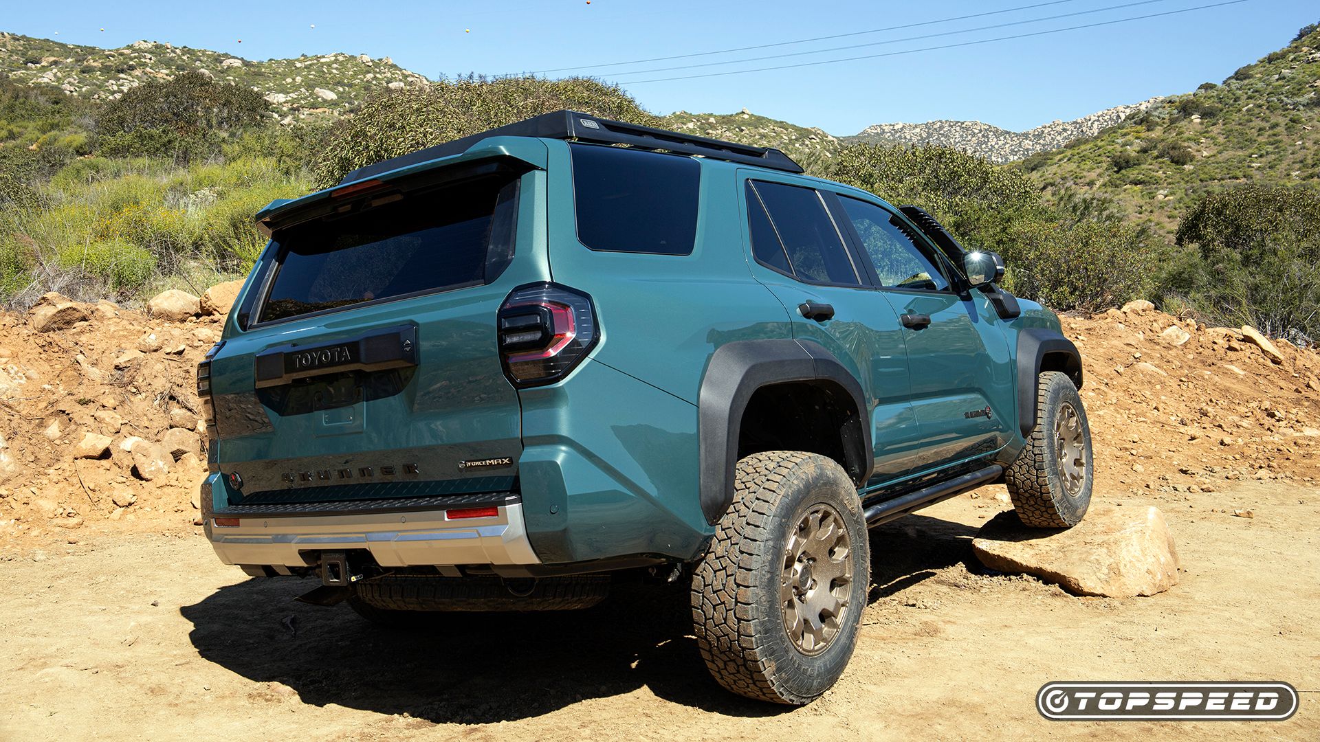 Old-School DNA: Why The 2025 4Runner’s Solid Axle Is Its Best-Kept Secret
